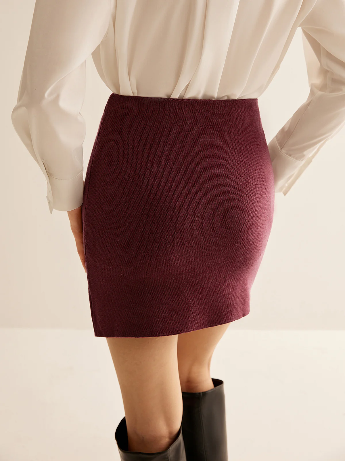 Minimalist Slim Sweater Mini Skirt - Image 6