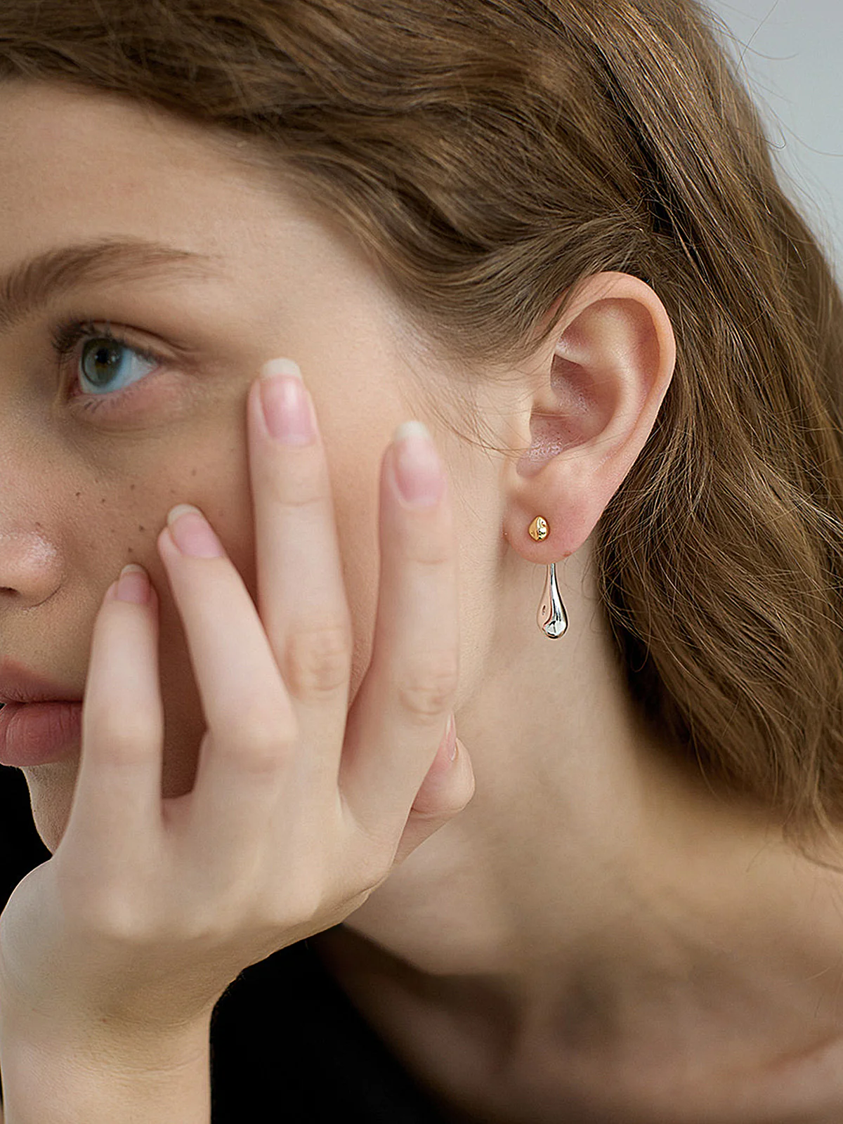 Minimalist Teardrop Dangle Earrings - Image 2