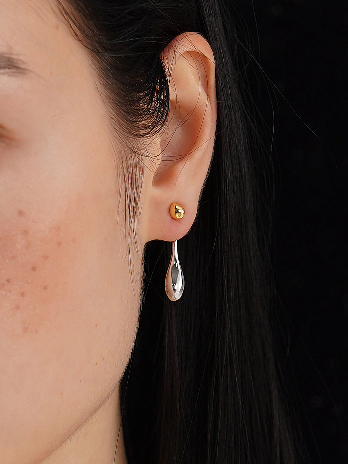 Minimalist Teardrop Dangle Earrings - Image 3