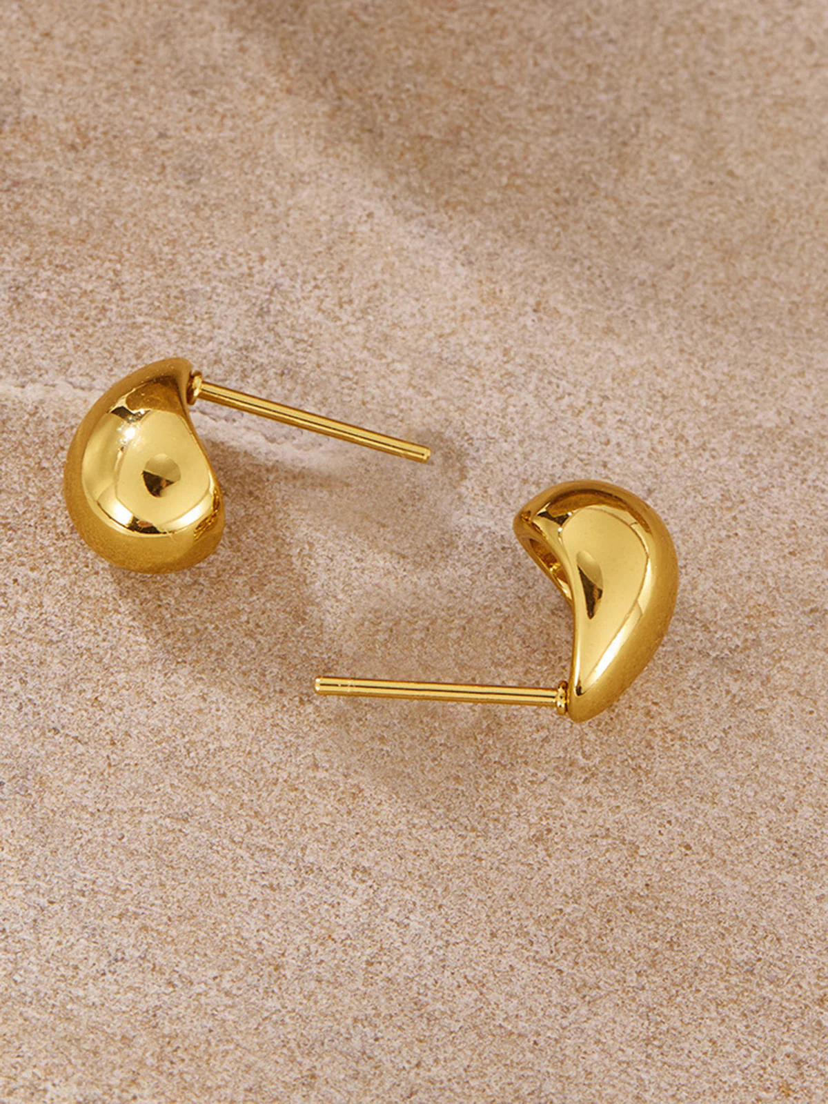 Minimalist Teardrop Stud Earrings - Image 4