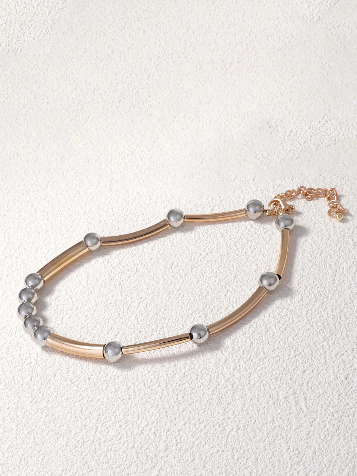 Minimalist Two-Tone Metal Necklace - Image 2