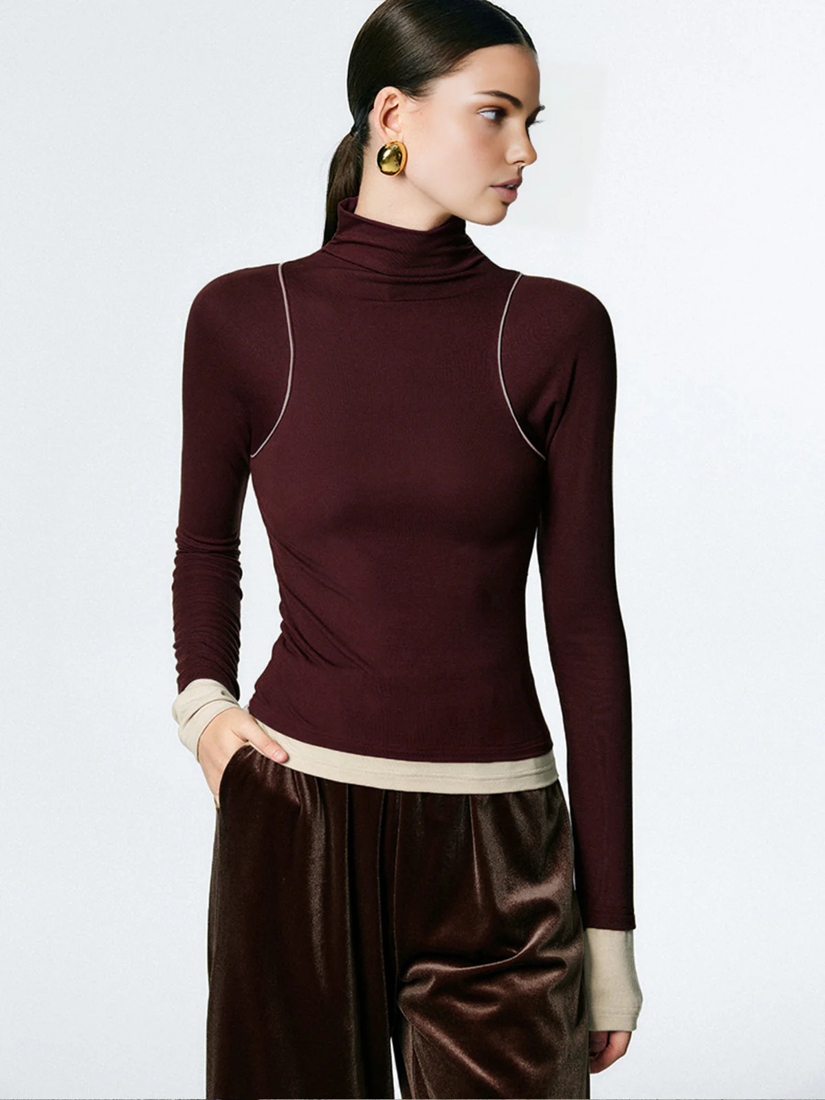 Mock Neck Contrast Binding Jersey Top - Image 2