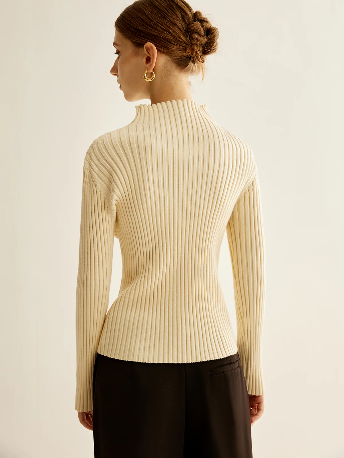 Mock-Neck Ribbed Cinched Sweater - Image 6