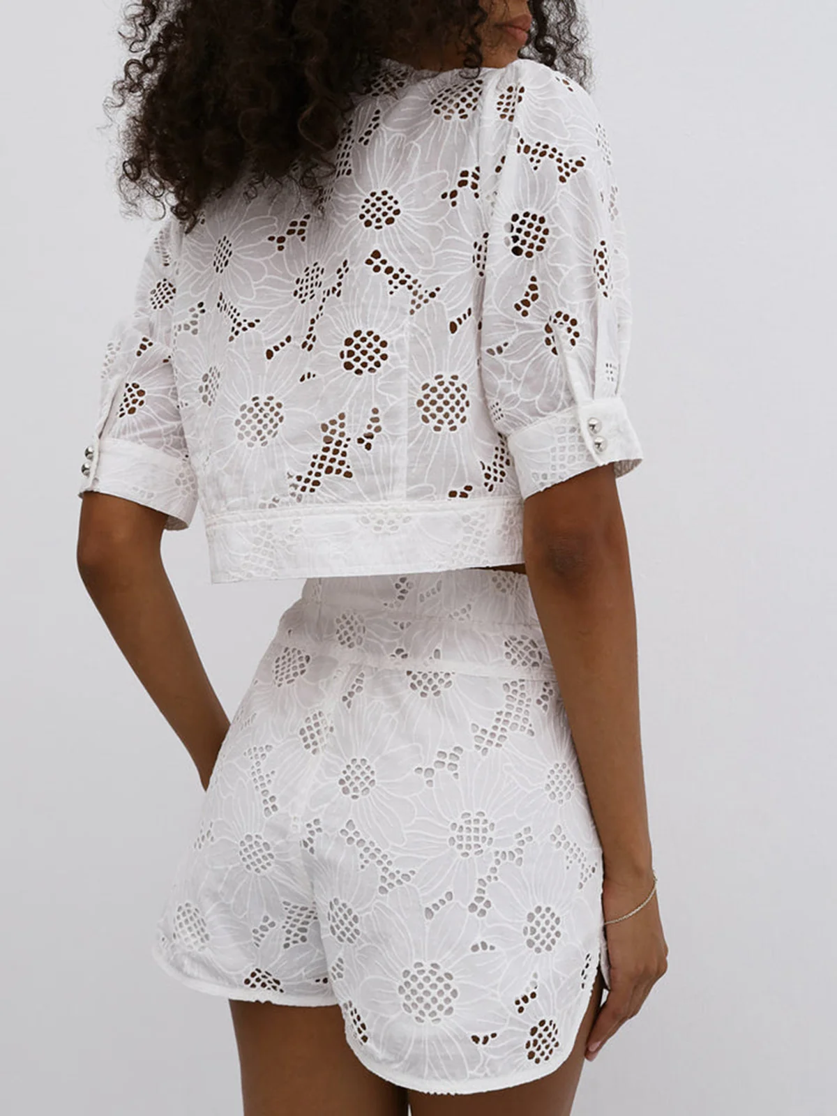 Multi-Button Embroidery Shorts Set - Image 4