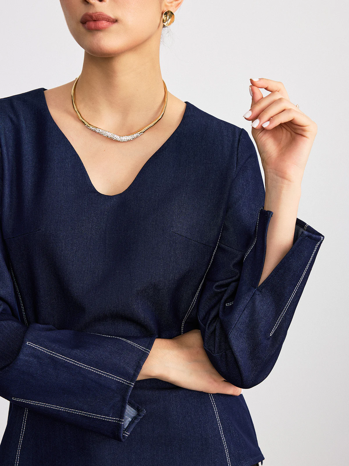 Notch Neck Contrast Stitched Blouse - Image 2