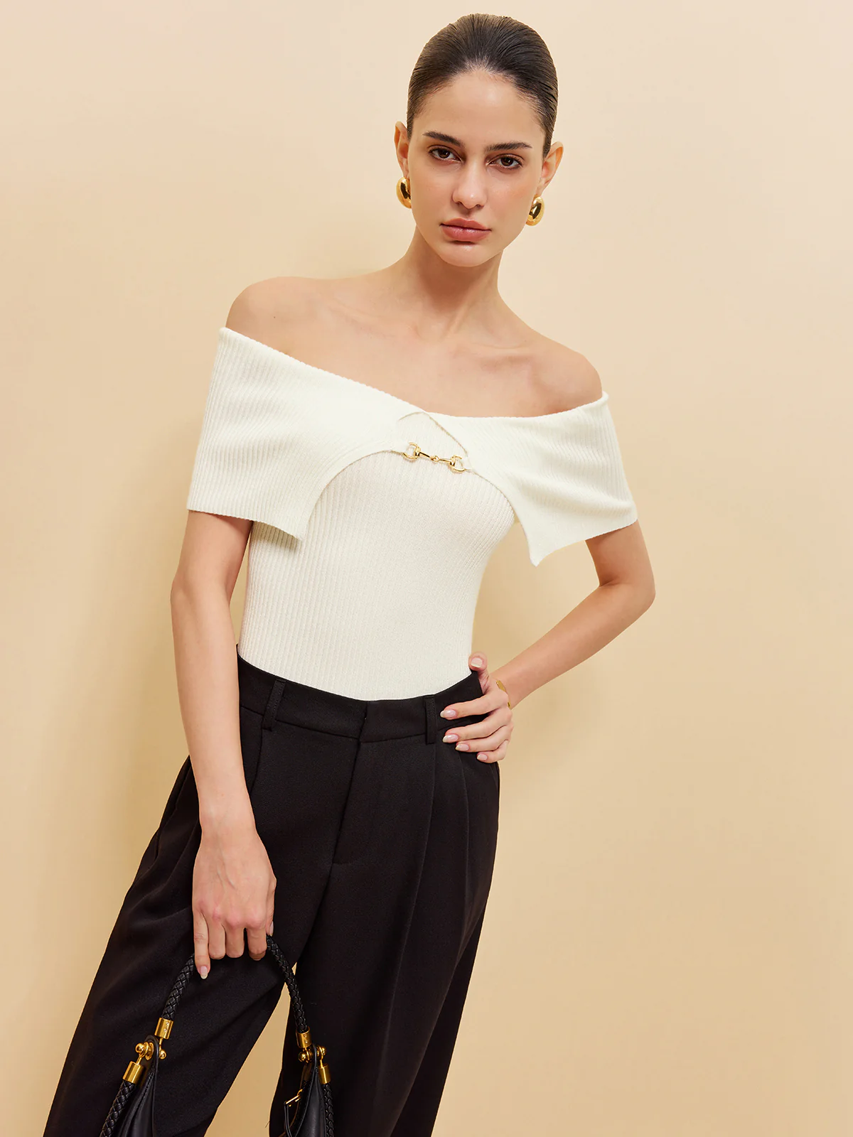 Off-Shoulder Chain Detail Ribbed Knit Top - Image 5