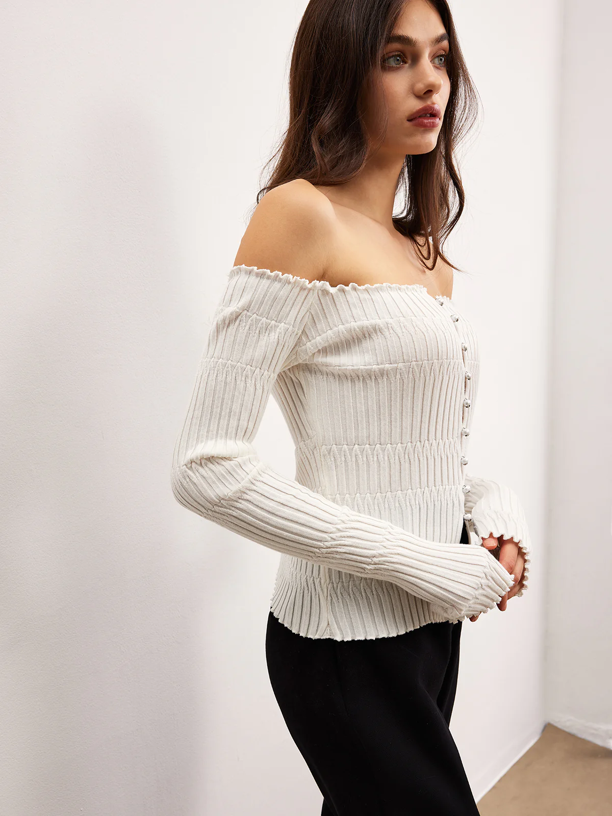 Off-Shoulder Lettuce Trim Cardigan - Image 9