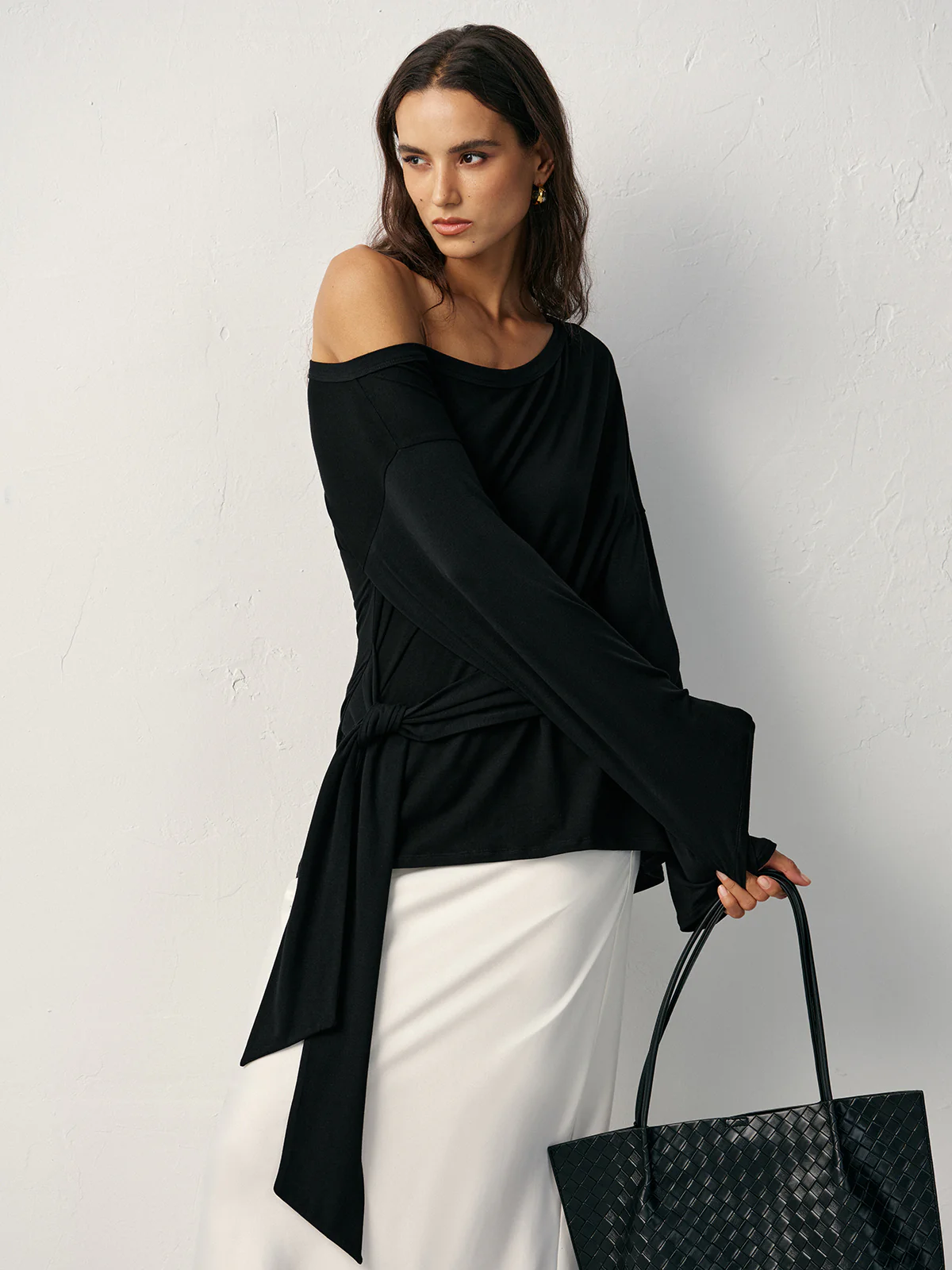 Off-Shoulder Long Sleeve T-Shirt - Image 3