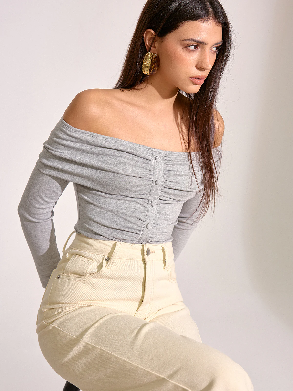 Off-Shoulder Ruched Long Sleeve T-Shirt - Image 2