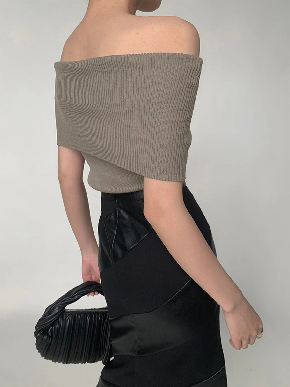 Off-Shoulder Stretch Knit Top - Image 3