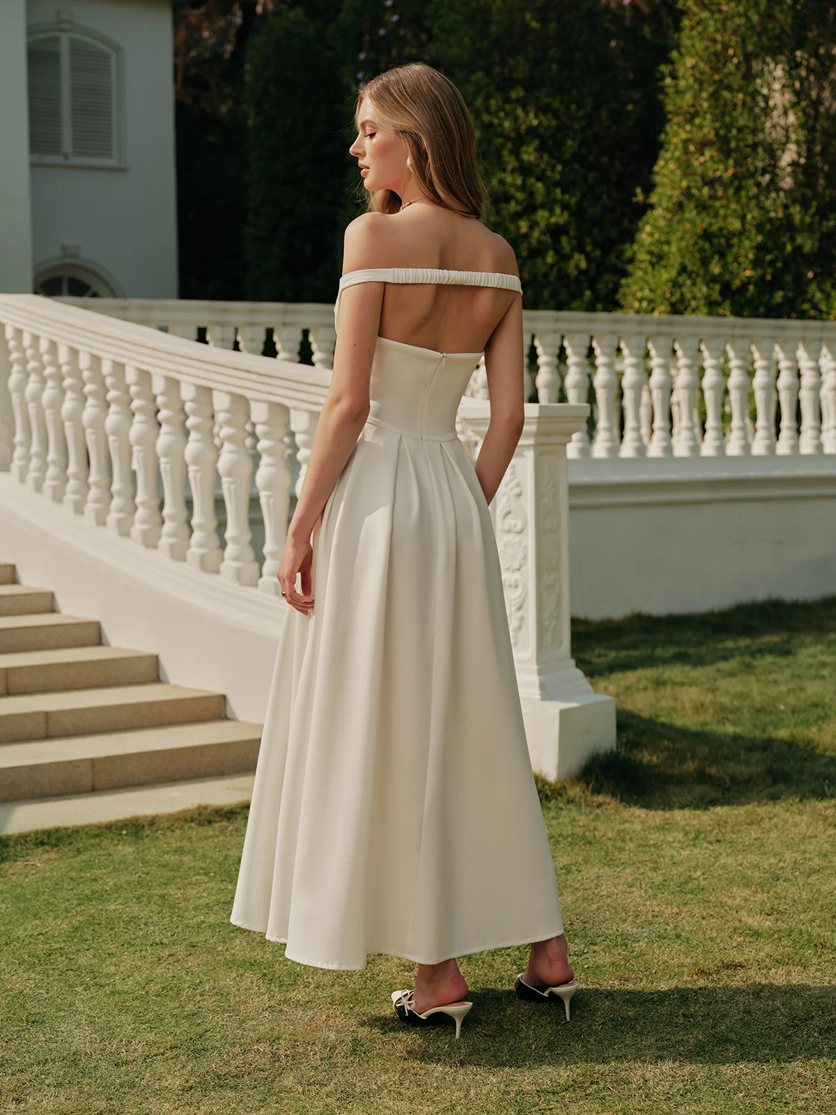 Off-Shoulder Sweetheart Pleated Dress - Image 3