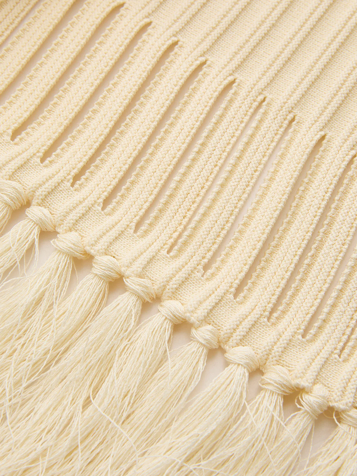 One Shoulder Fringe Knitted Tank Top - Image 4
