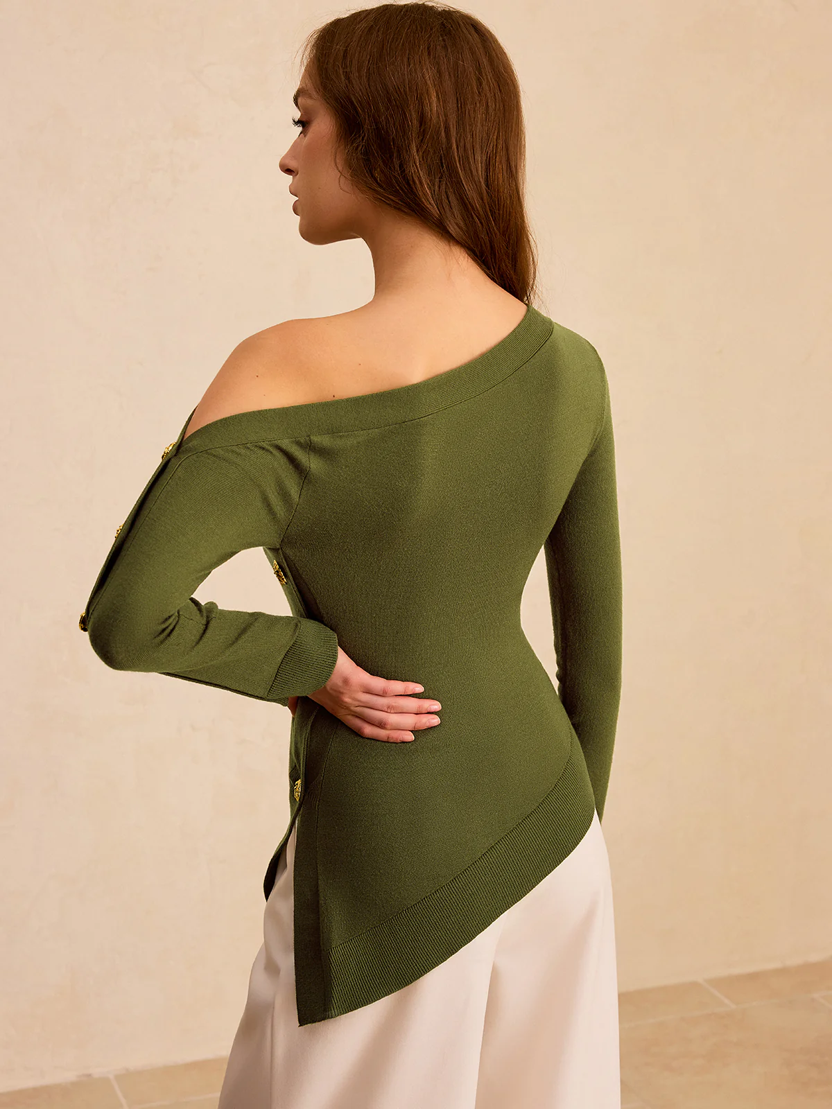One-Shoulder Metal Detail Asymmetric Knit Top - Image 6
