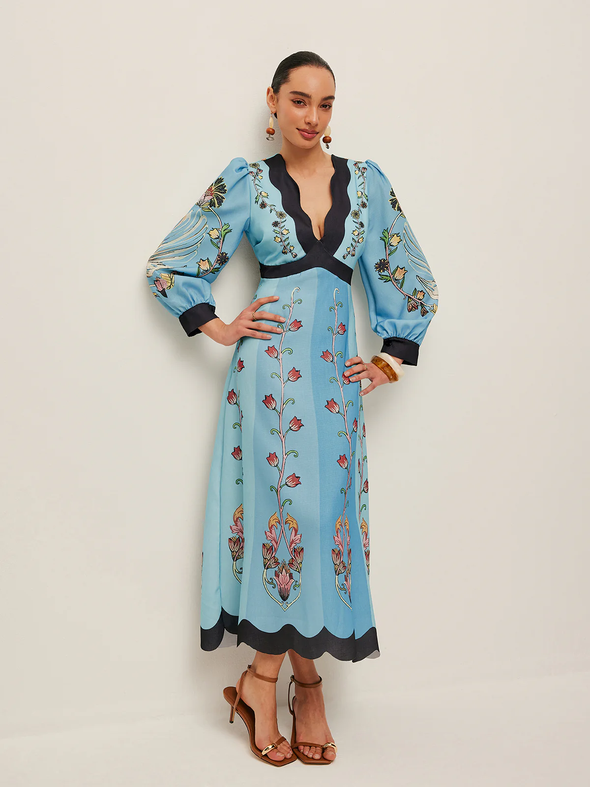 Open-Back Puff Sleeve Floral Dress - Image 3