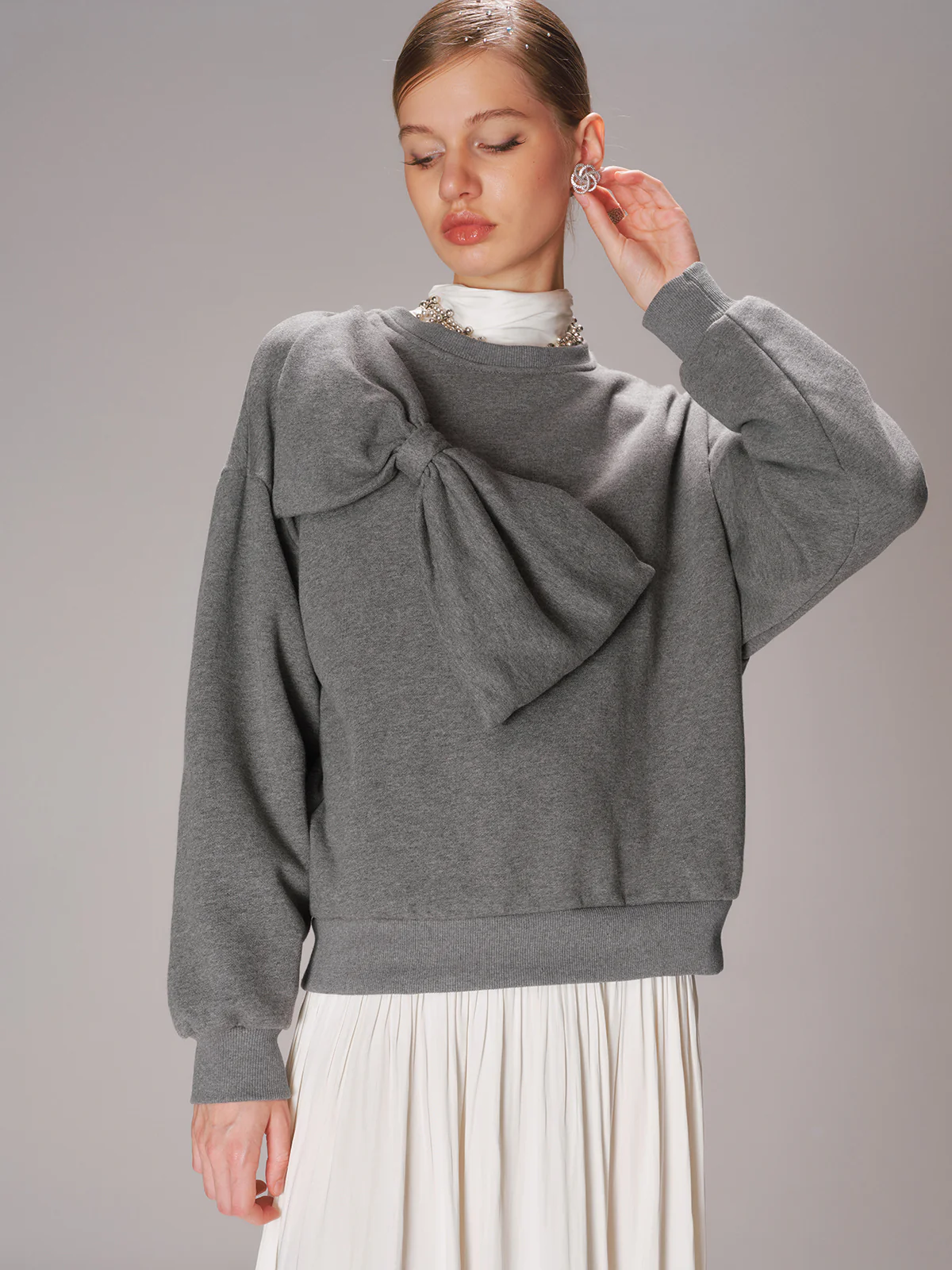 Oversized Bow Detail Crew Neck Sweatshirt - Image 2