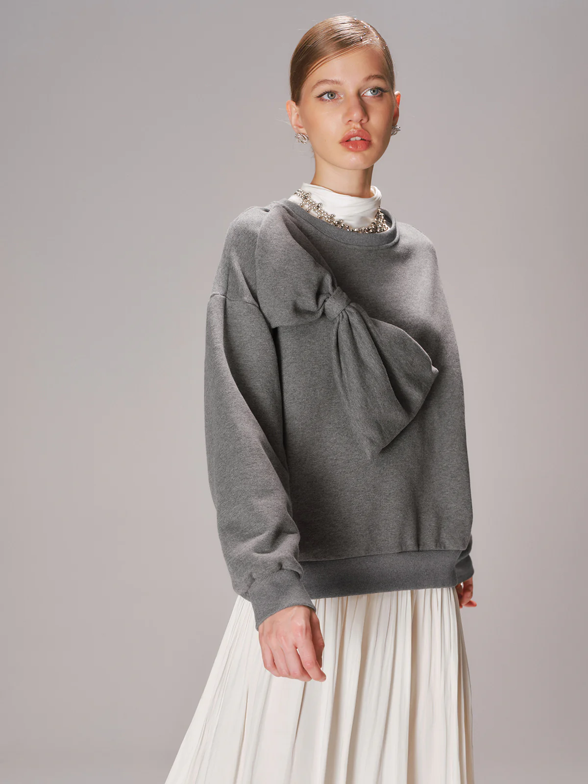 Oversized Bow Detail Crew Neck Sweatshirt - Image 5