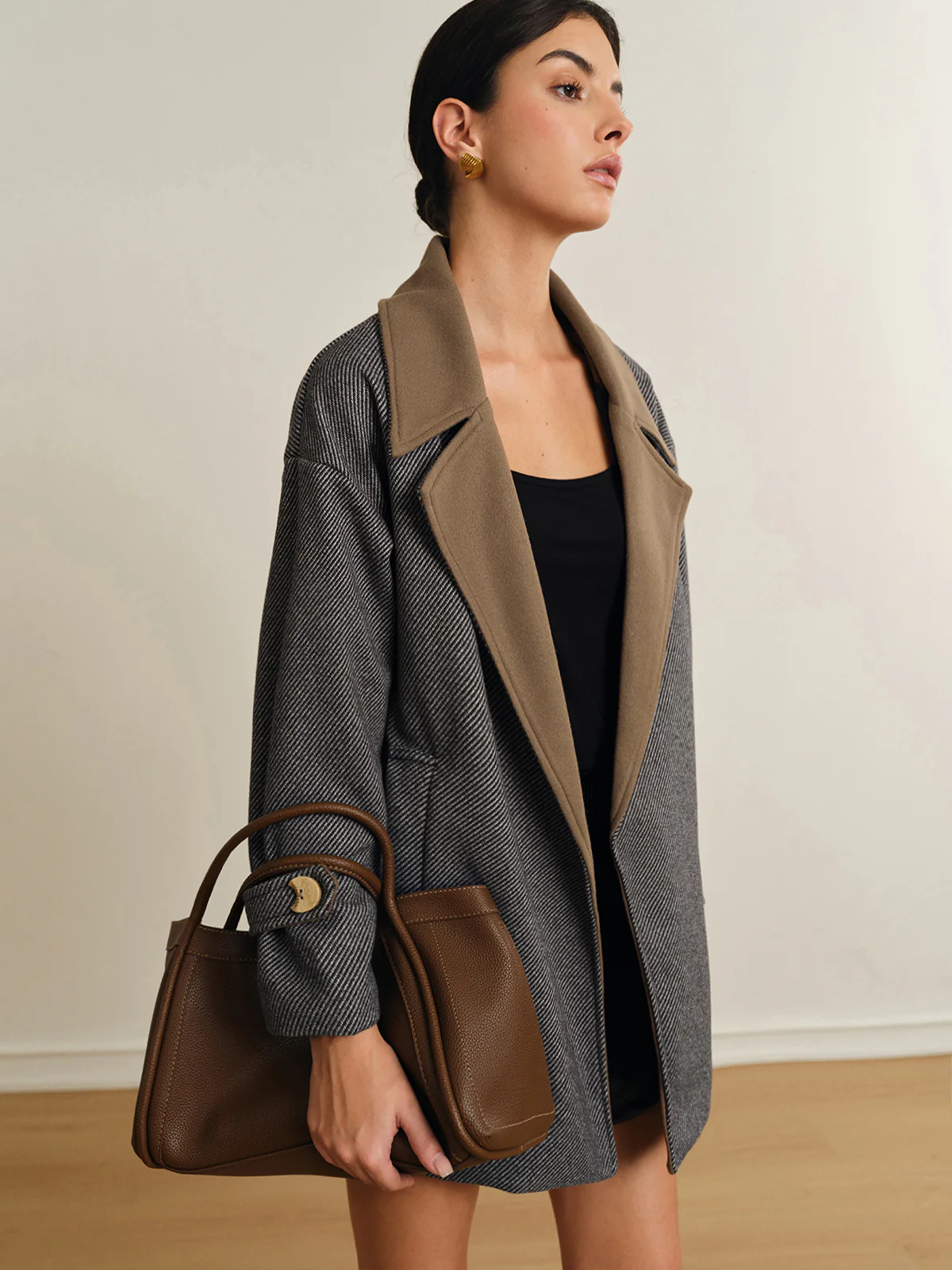 Oversized Contrast Collar Belted Wool Coat - Image 7