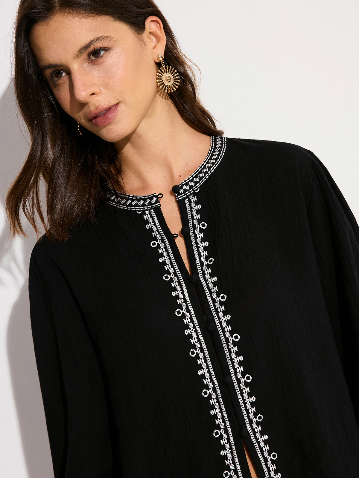 Oversized  Embroidered Trim Shirt - Image 5