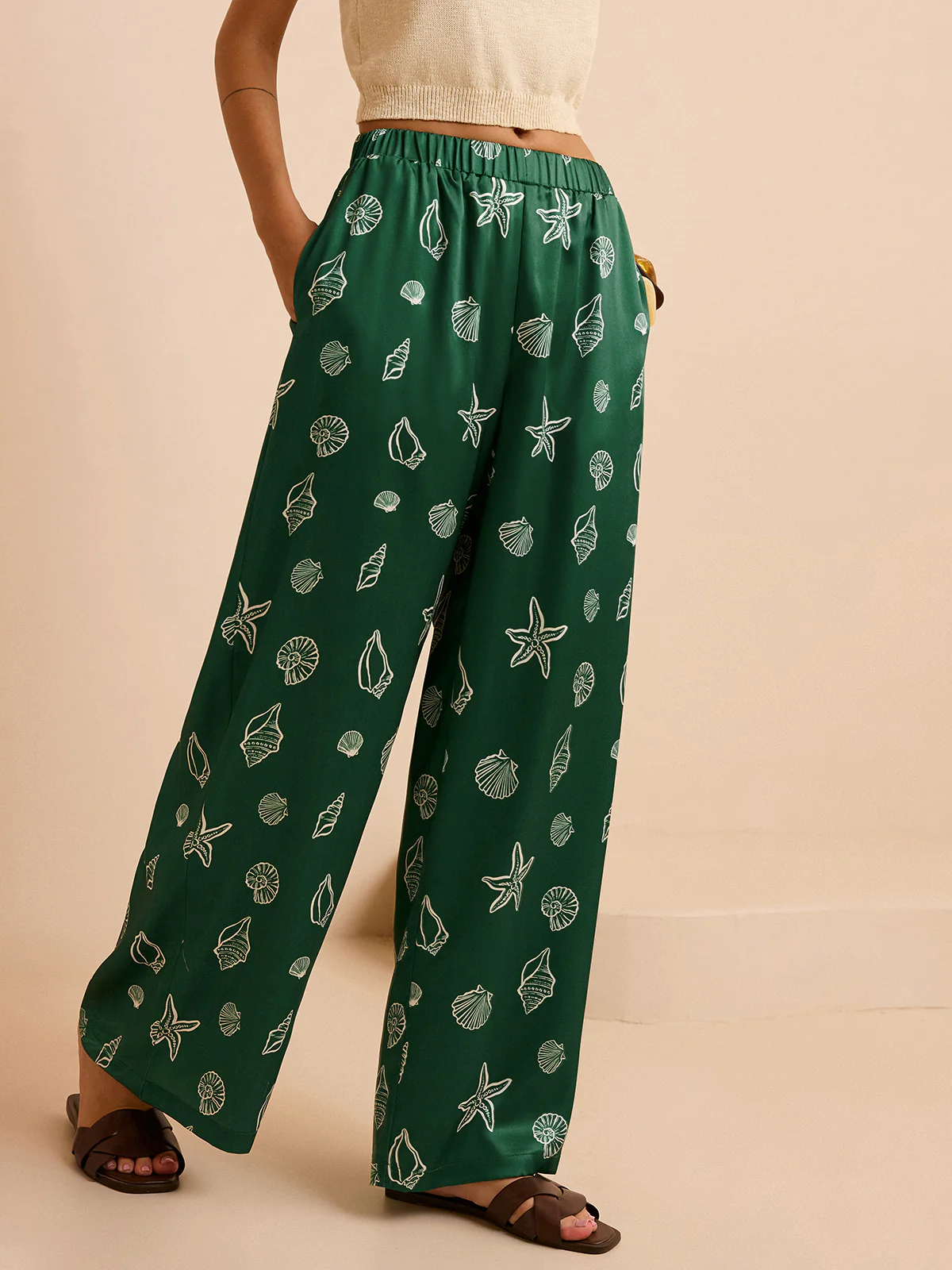 Oversized Mid-Waist Pants with Seashell and Starfish Prints - Image 4