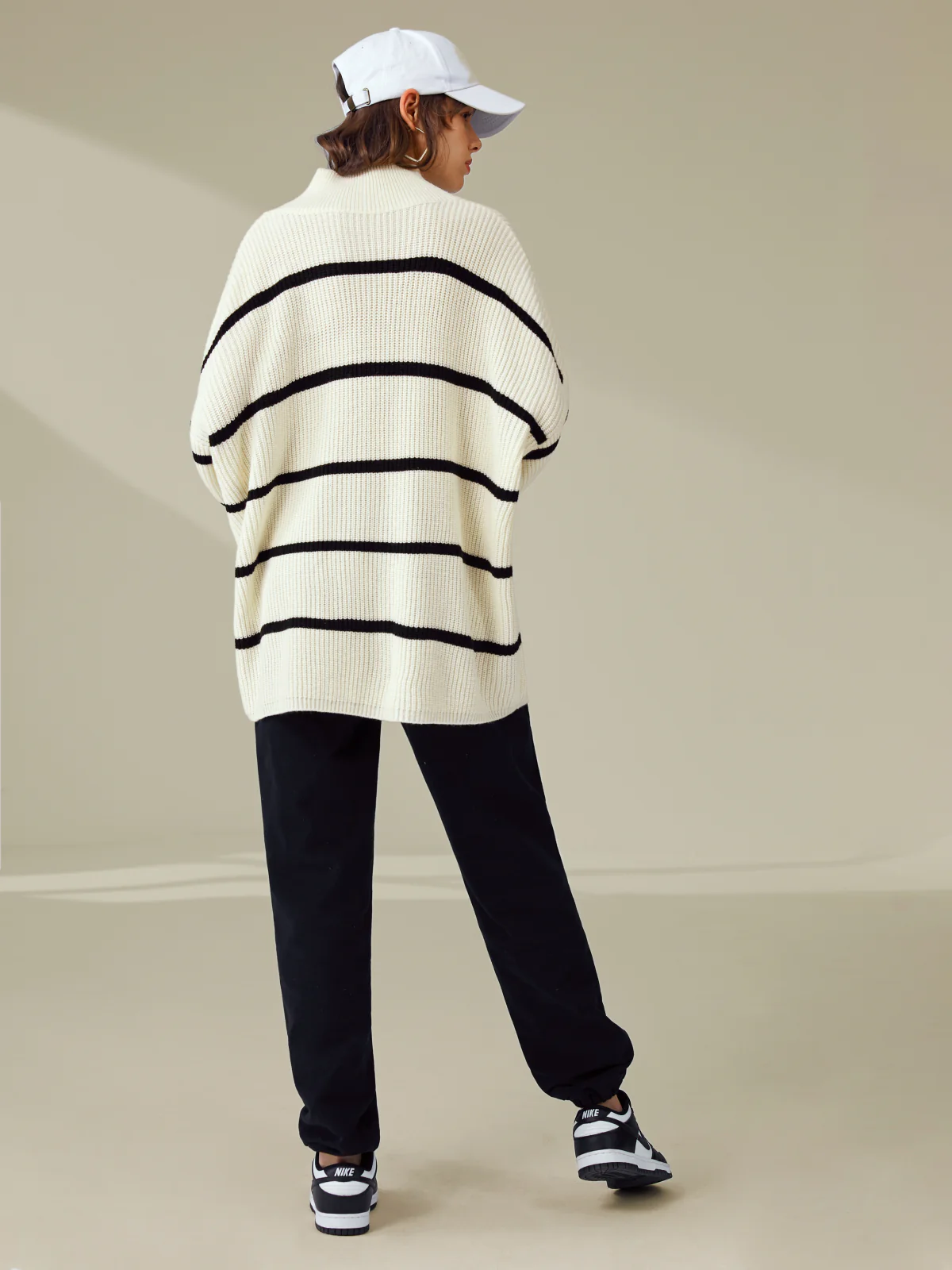 Oversized Ribbed Mockneck Sweater - Image 4