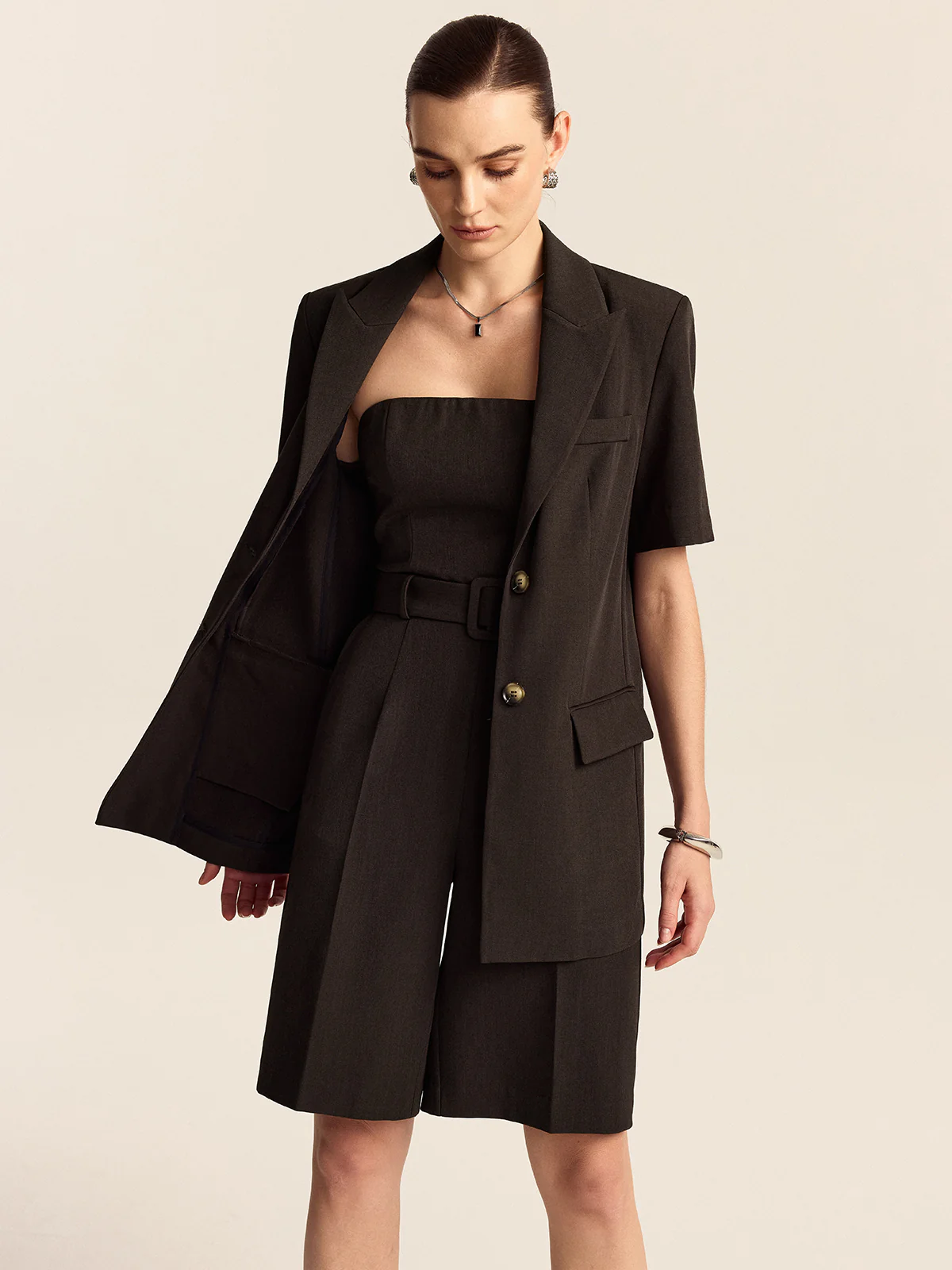 Oversized Short-Sleeved Blazer - Image 2