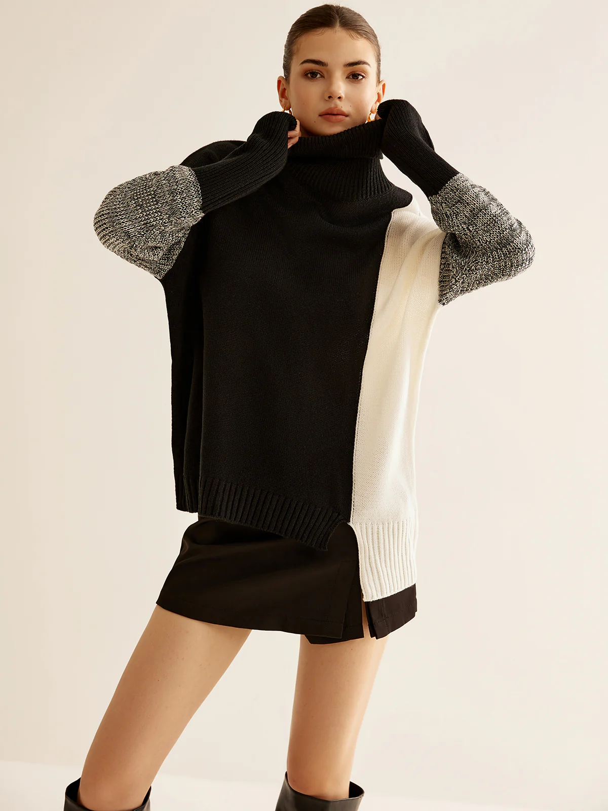 Oversized Turtleneck Color Block Knit Top - Image 4