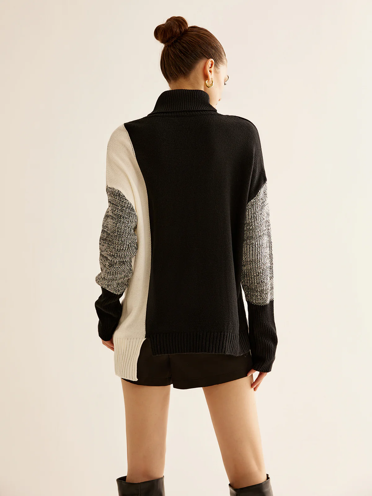 Oversized Turtleneck Color Block Knit Top - Image 5