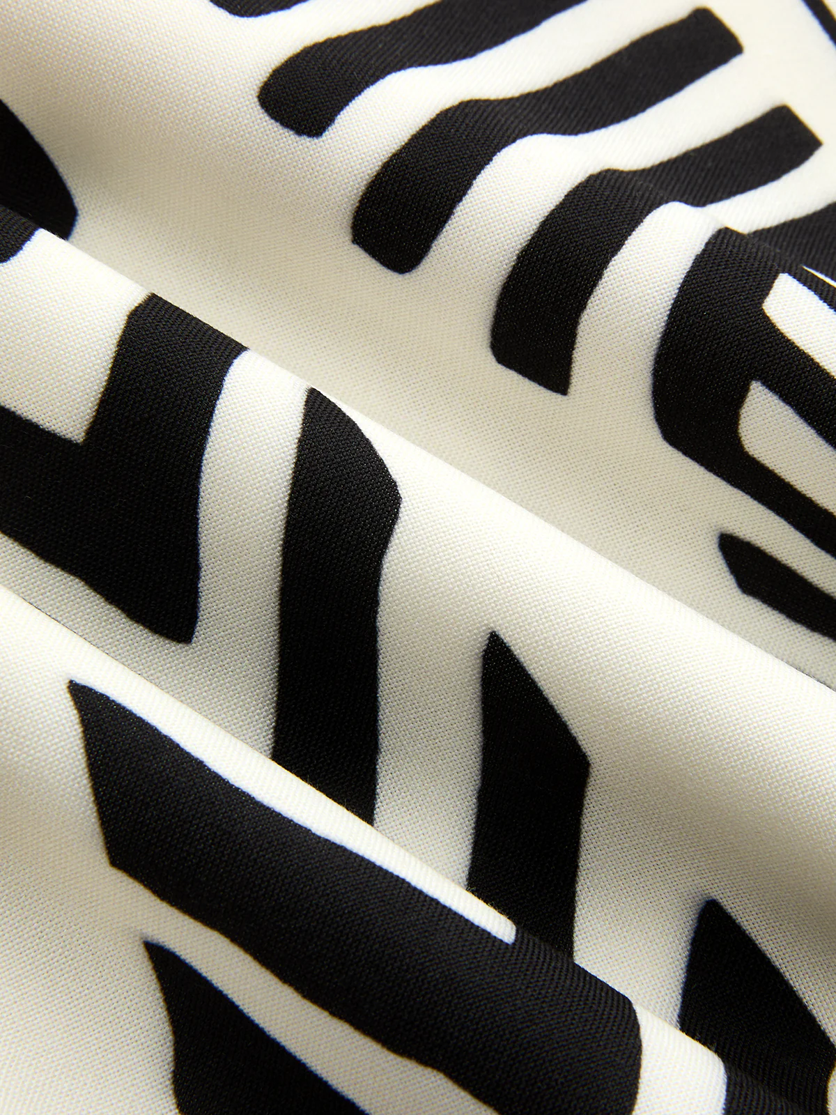 Palm Tree Print Strapless Wrap Maxi Dress - Image 4