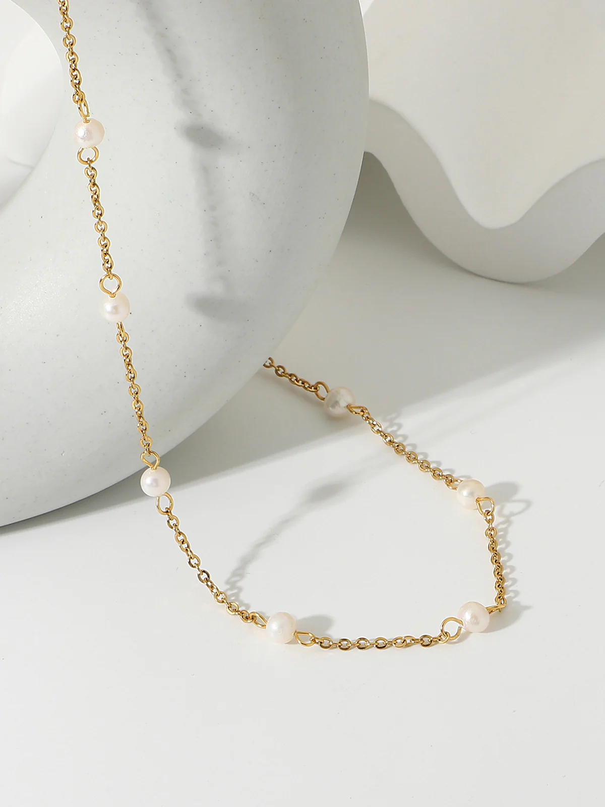 Pearl Golden Chain Necklace - Image 2