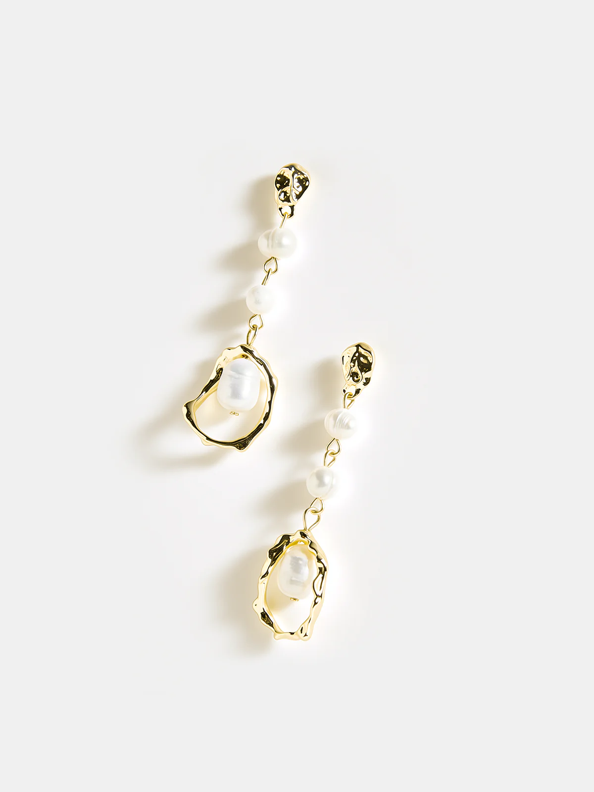 Pearl Golden Dangle Earrings - Image 3