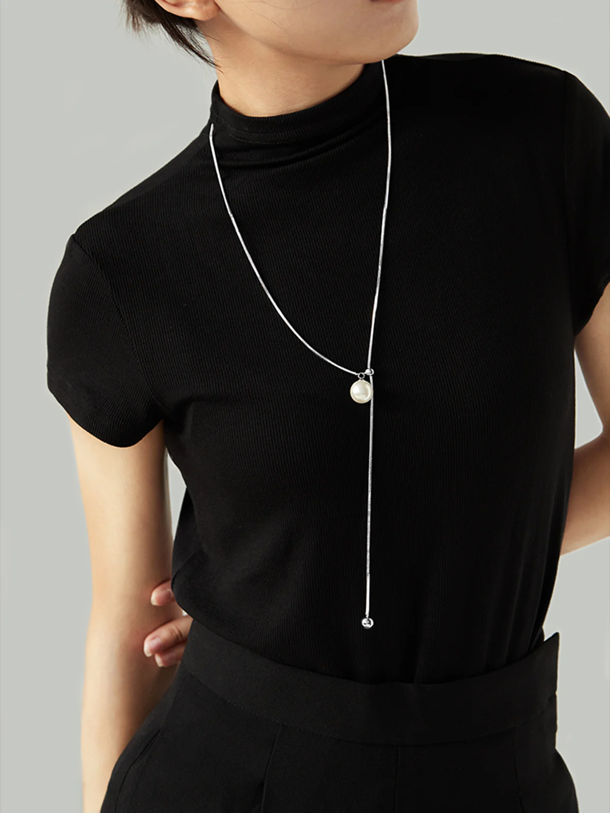 Pearl Lariat Y-Shape Necklace - Image 3
