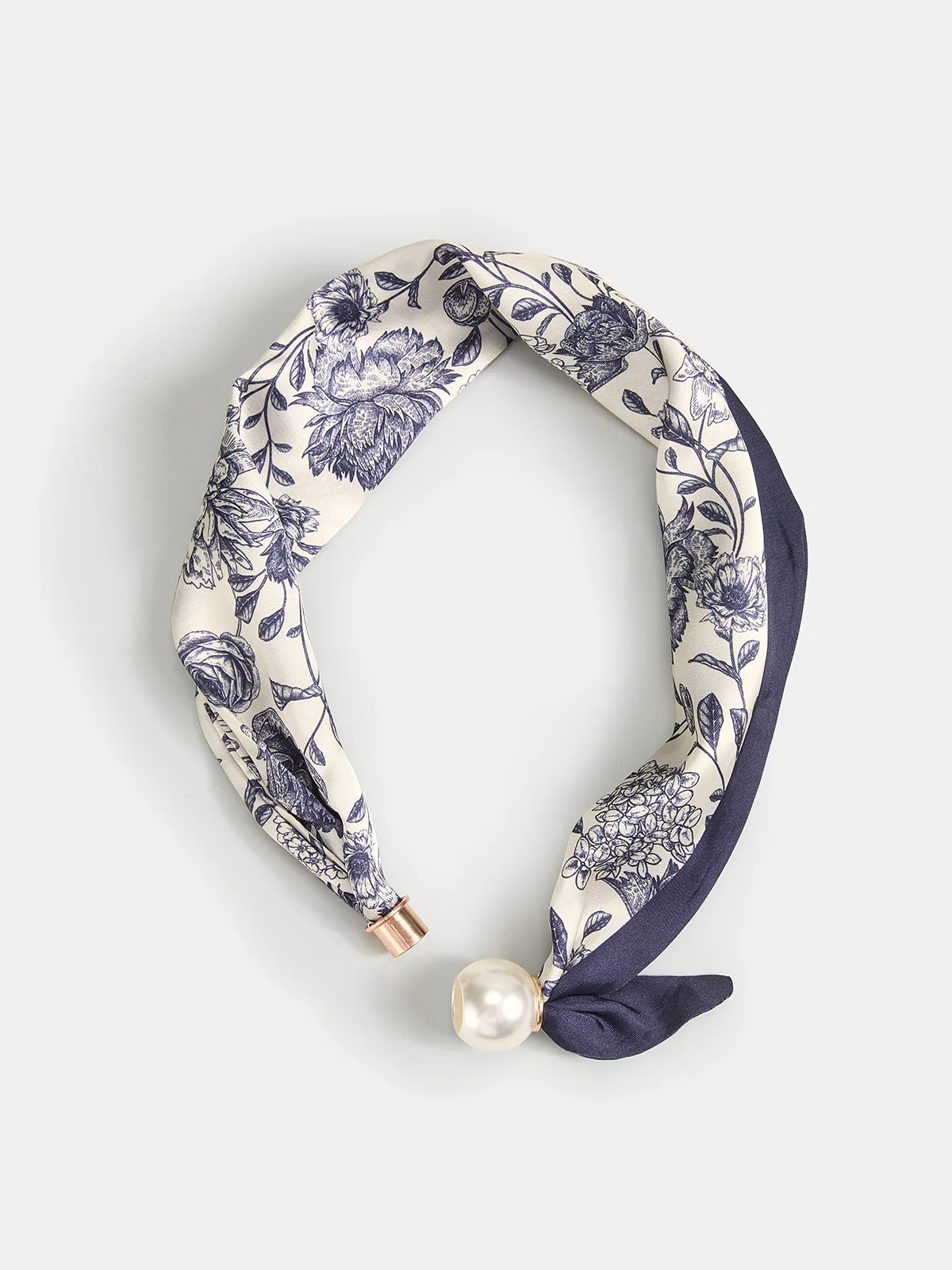 Pearl Magnetic Closure Floral Print Scarf - Image 2