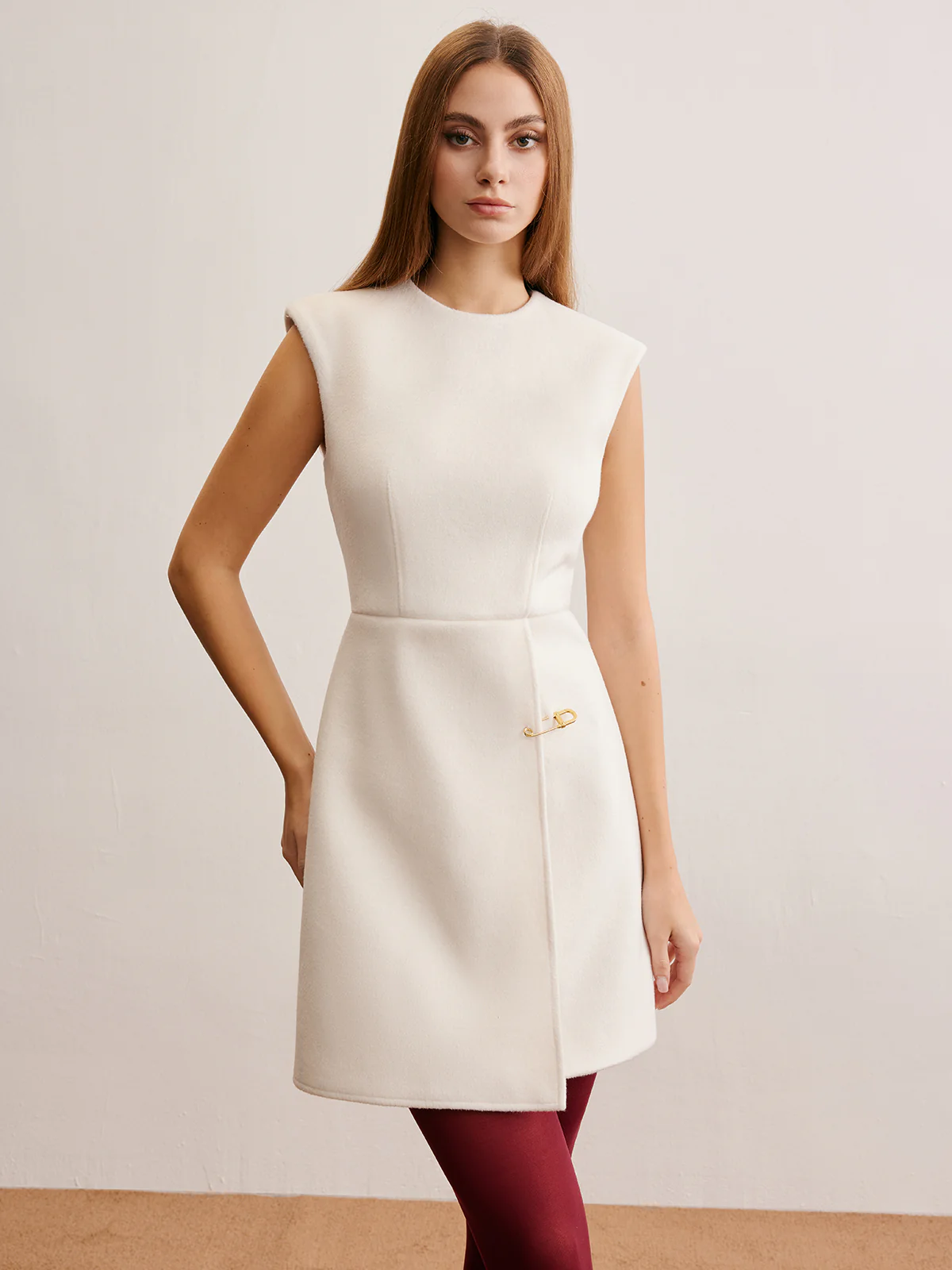Pin-Detail Sleeveless Warm Dress - Image 4