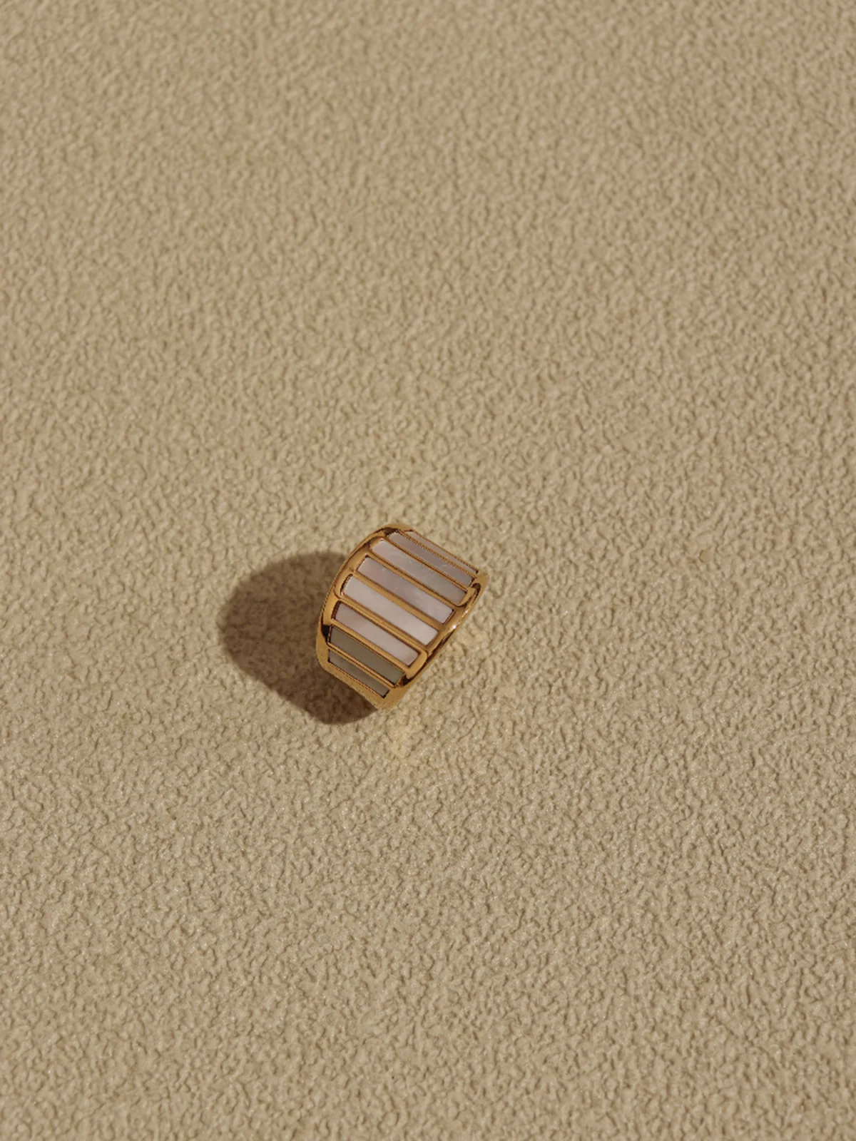 Pinctada Decor Ring - Image 2