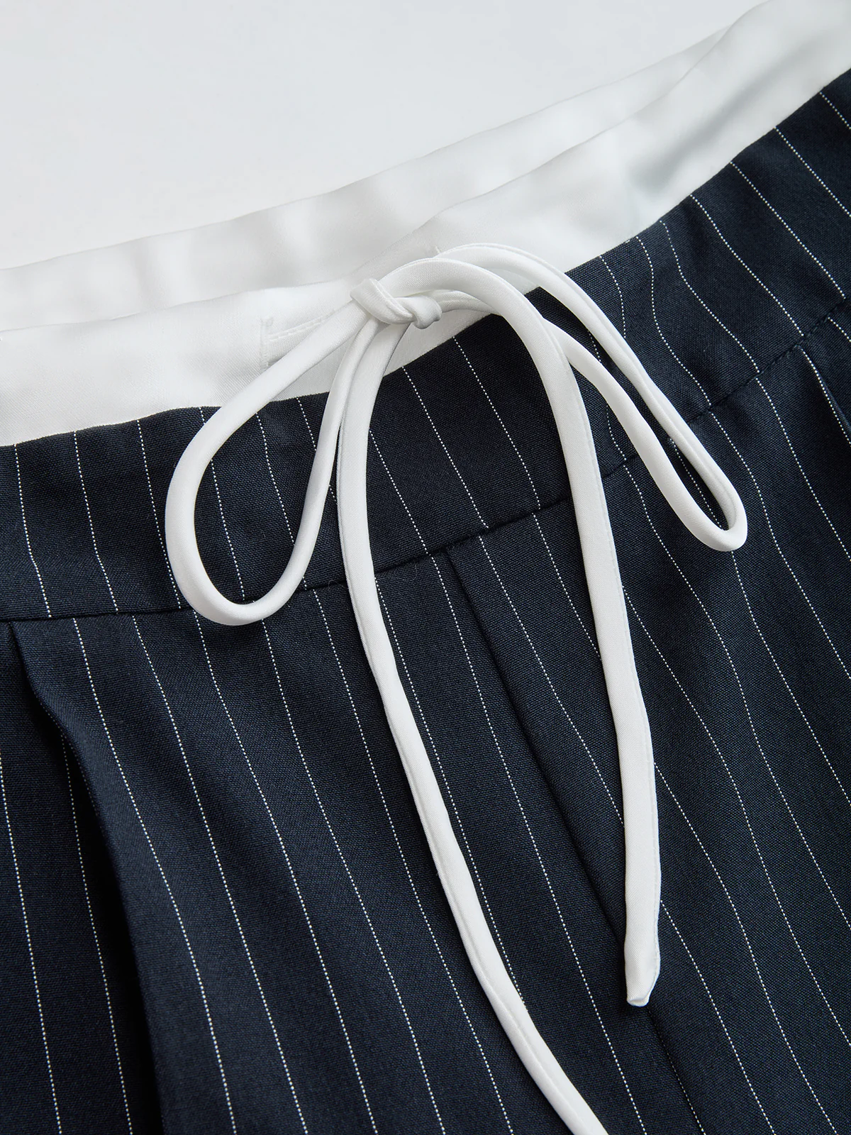 Pinstripe Drawstring Waist Wide Leg Pants - Image 4