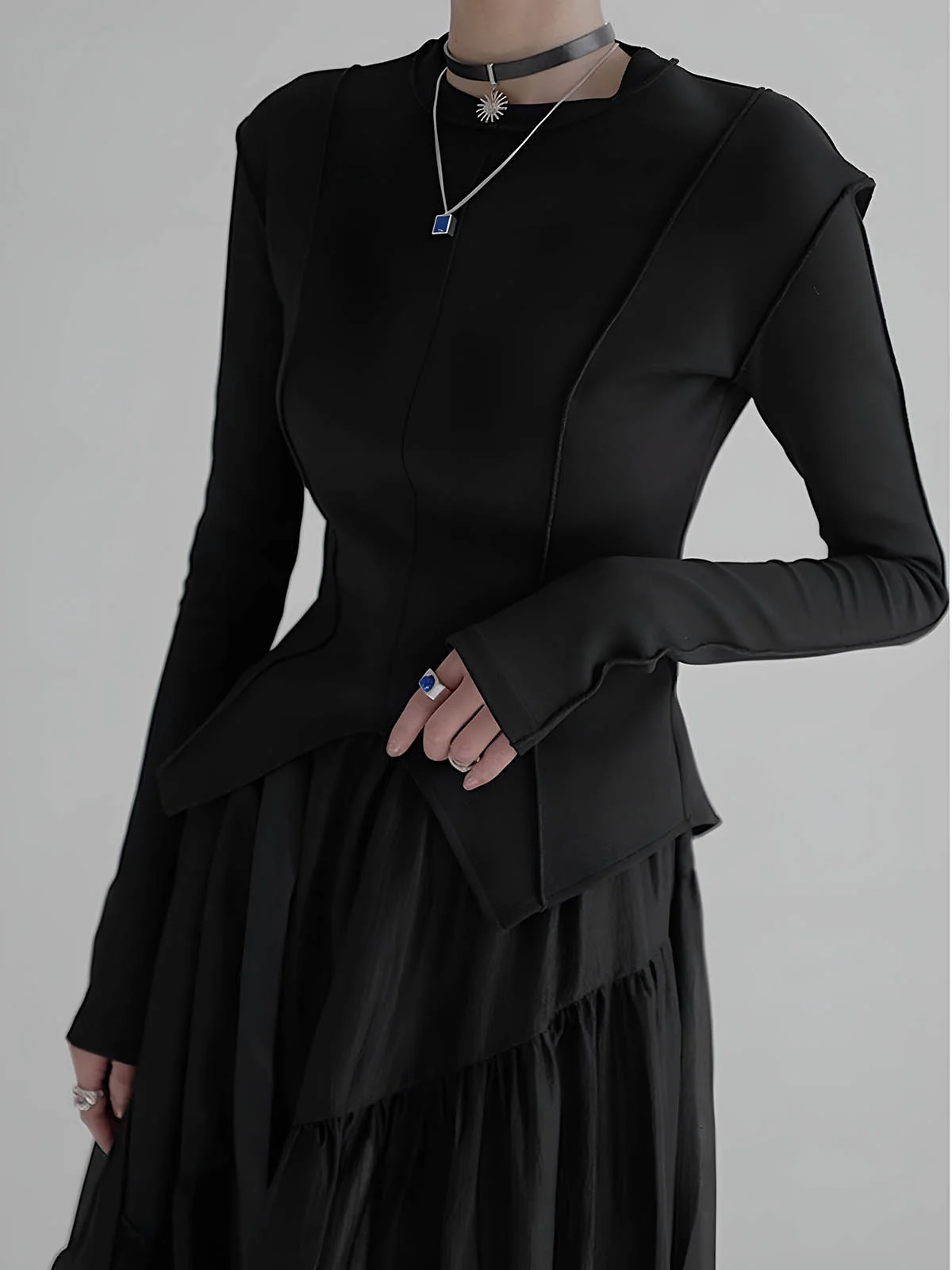 Piping Slim Jersey Blouse - Image 5