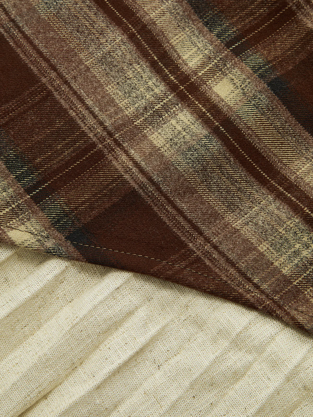 Plaid Asymmetric Pleated Mini Skirt - Image 3