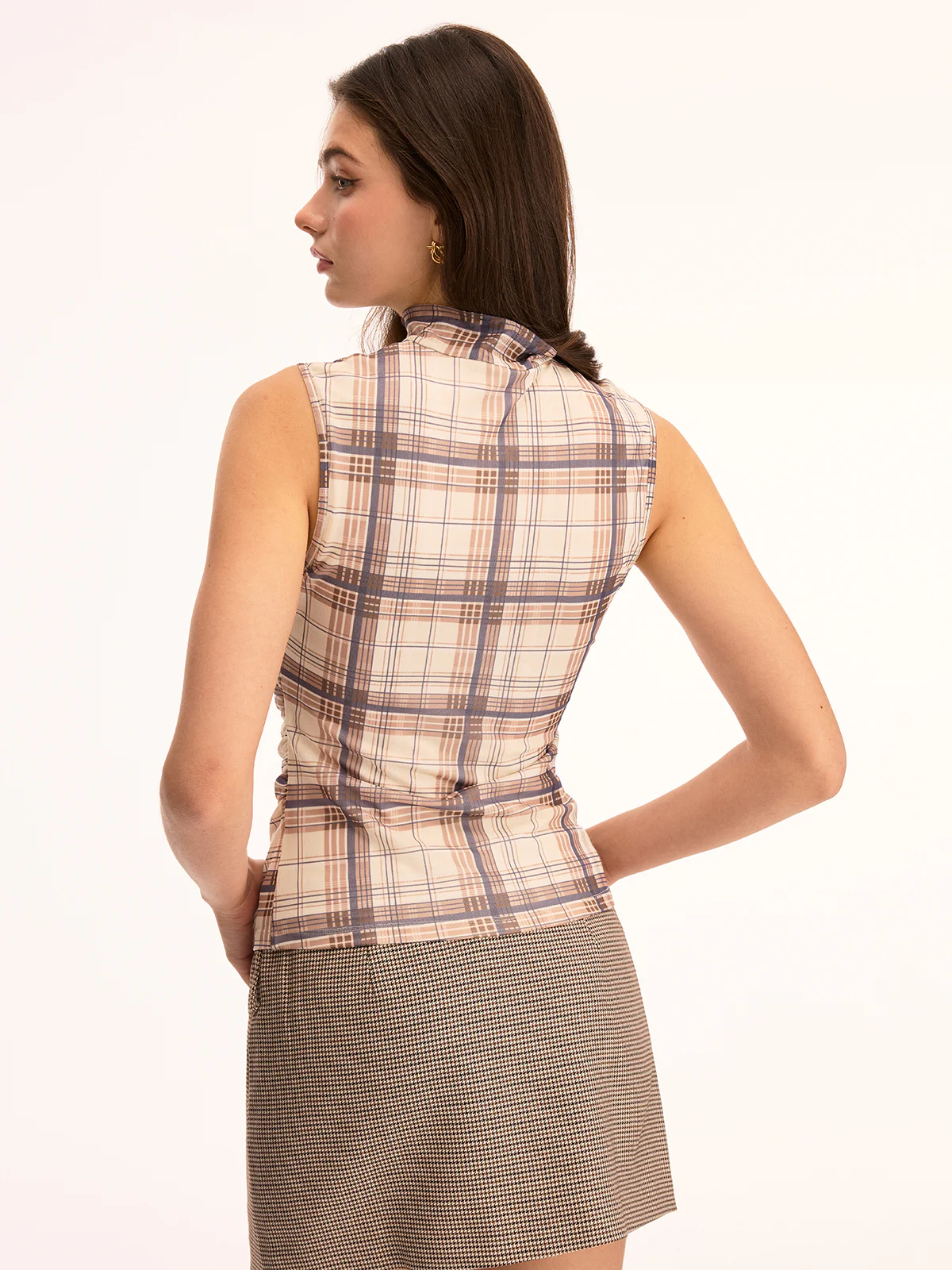 Plaid Mock Neck Sleeveless Ruched Top - Image 6
