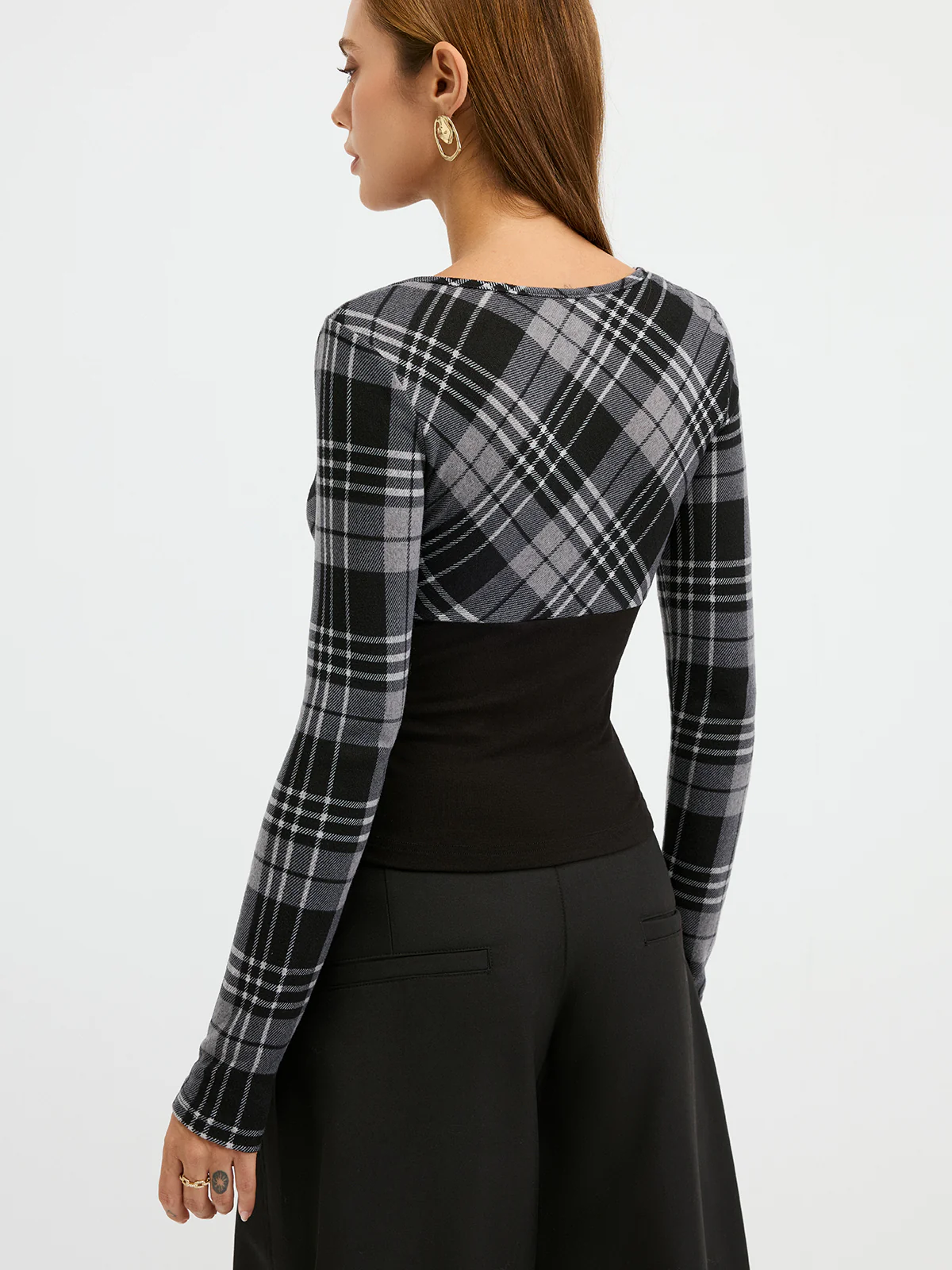 Plaid Paneled Slim-Fit Knit Long Sleeve Blouse - Image 6