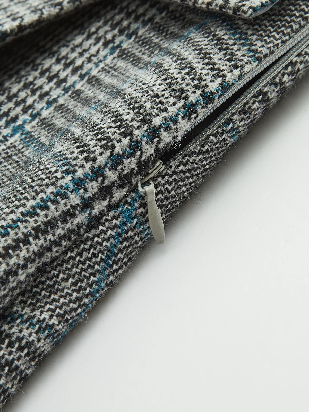 Plaid Pleated High-Waist Mini Skirt - Image 6