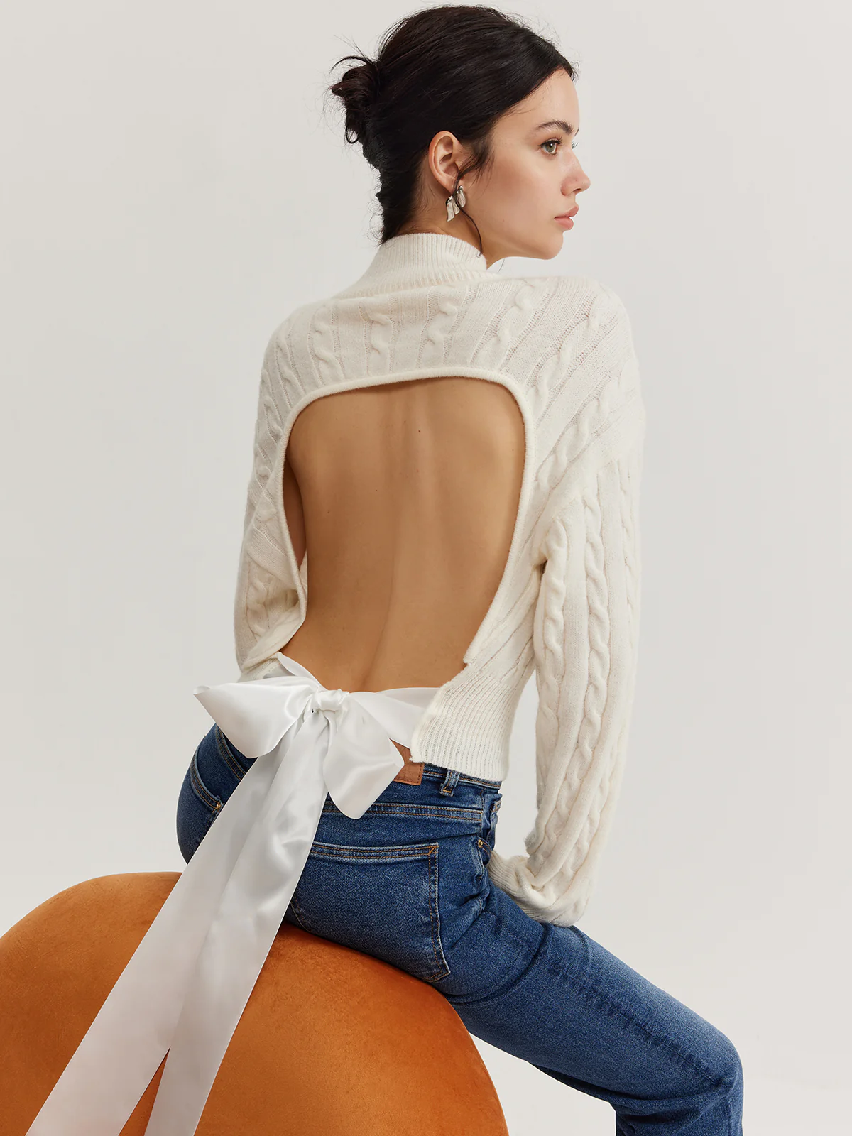 Plain Backless Bow Knit Top - Image 5