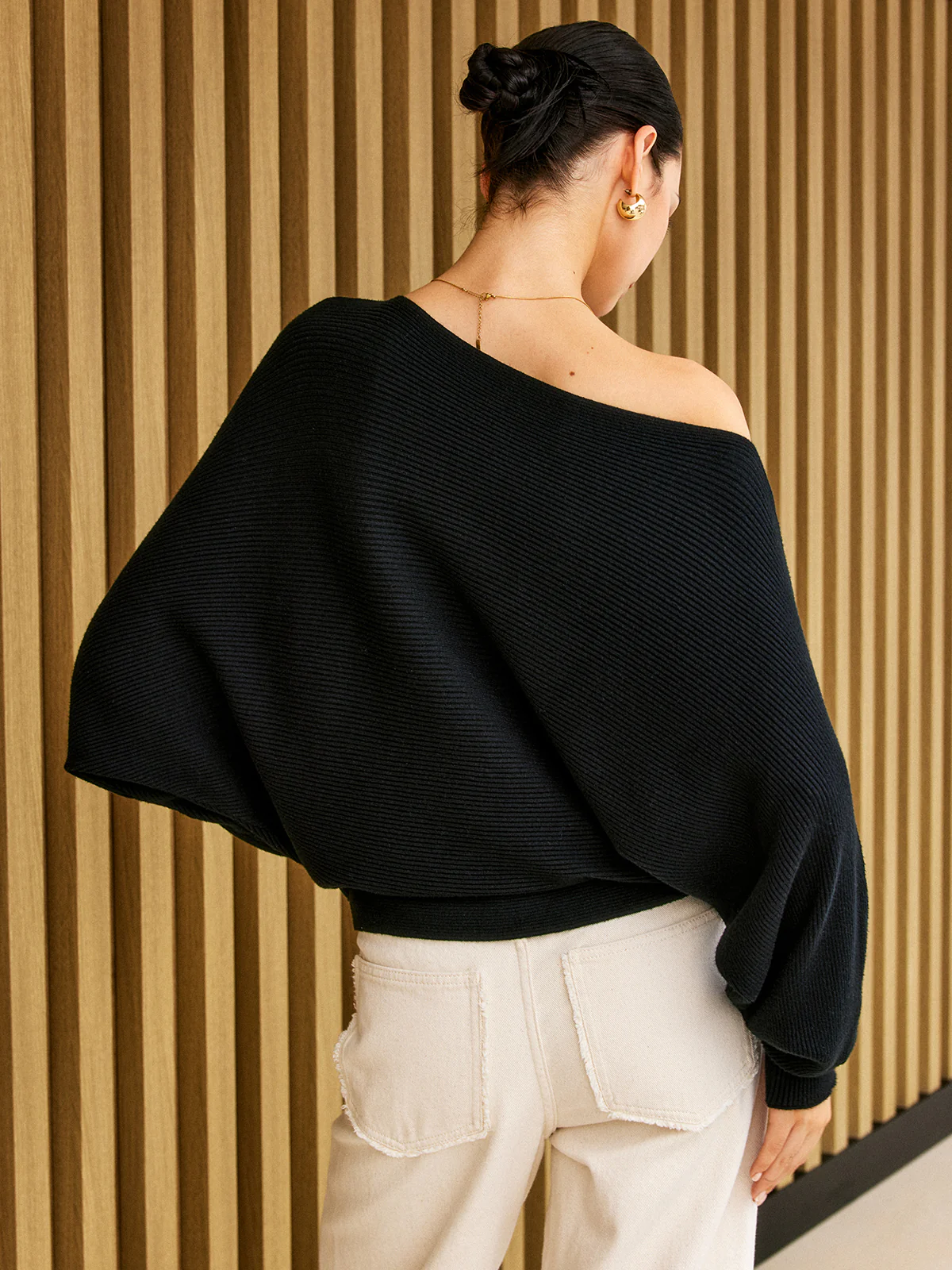 Plain Cold Shoulder Loose Sweater - Image 6