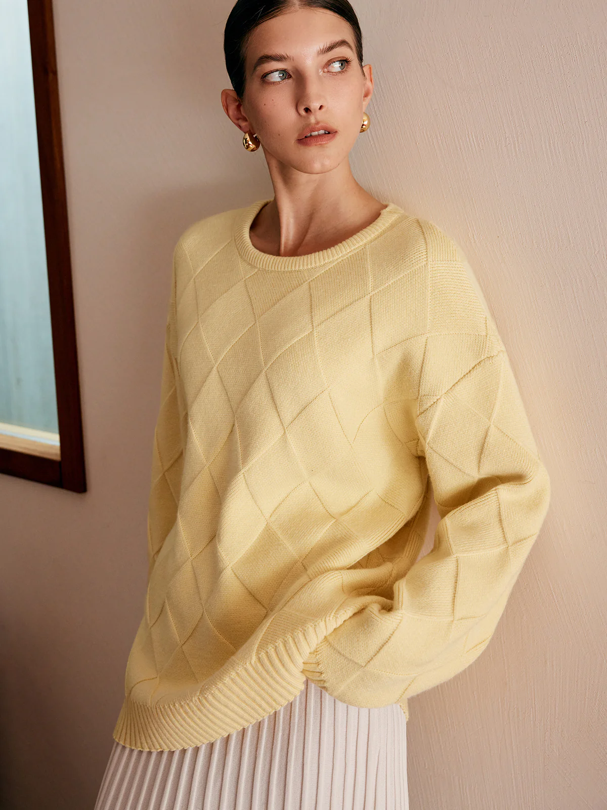 Plain Diamond Sweater - Image 4