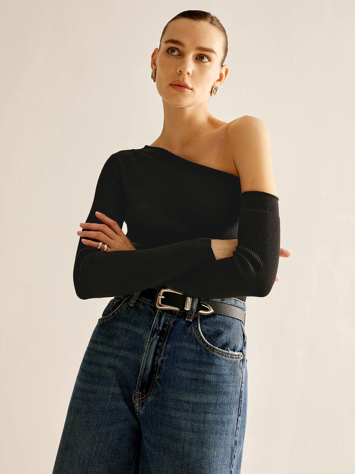 Plain One-Shoulder Knit Top - Image 5