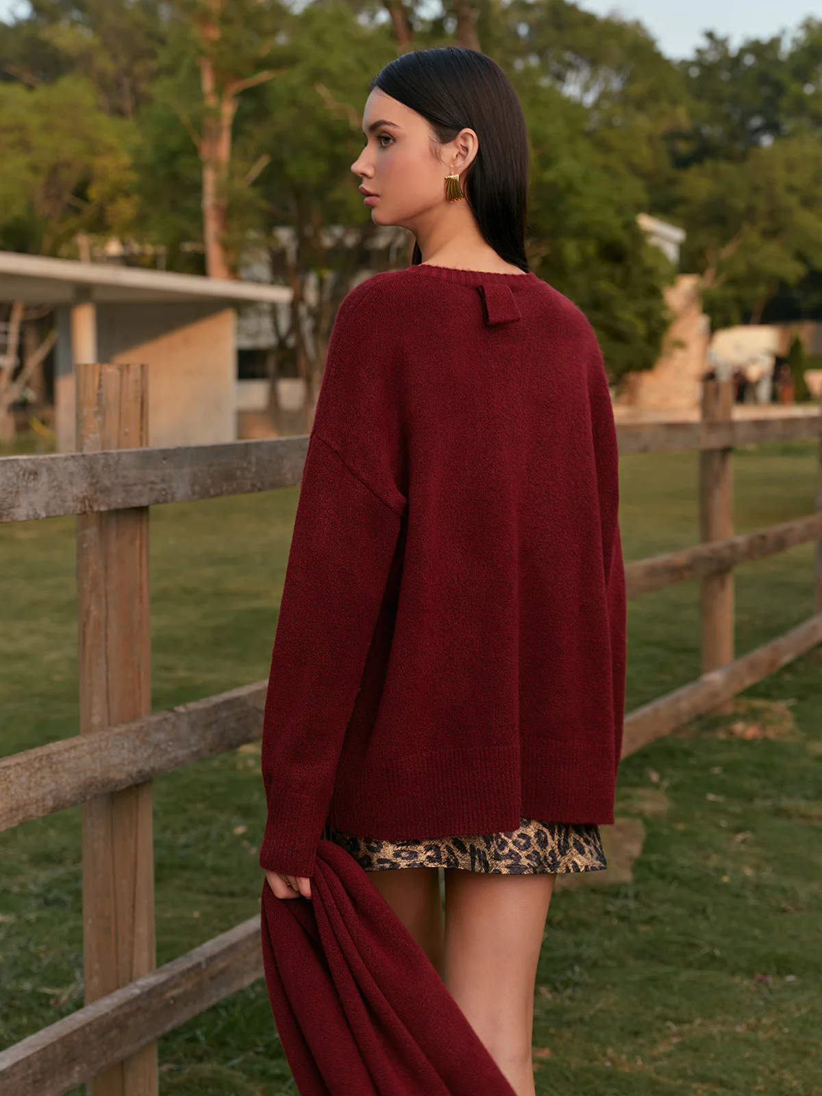 Plain Shift Sweater With Matching Scarf - Image 6
