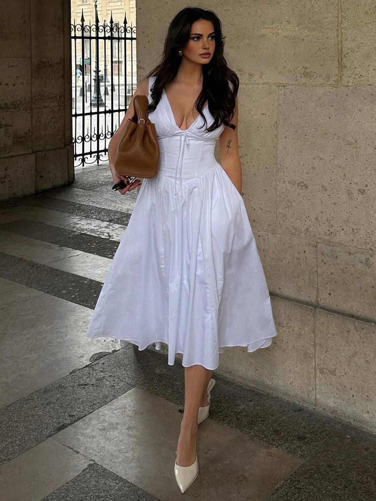 Plain Sleeveless Midi Dress - Image 5