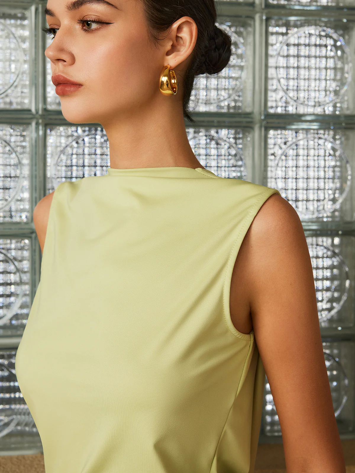 Pleated Backless Tank Top - Image 4