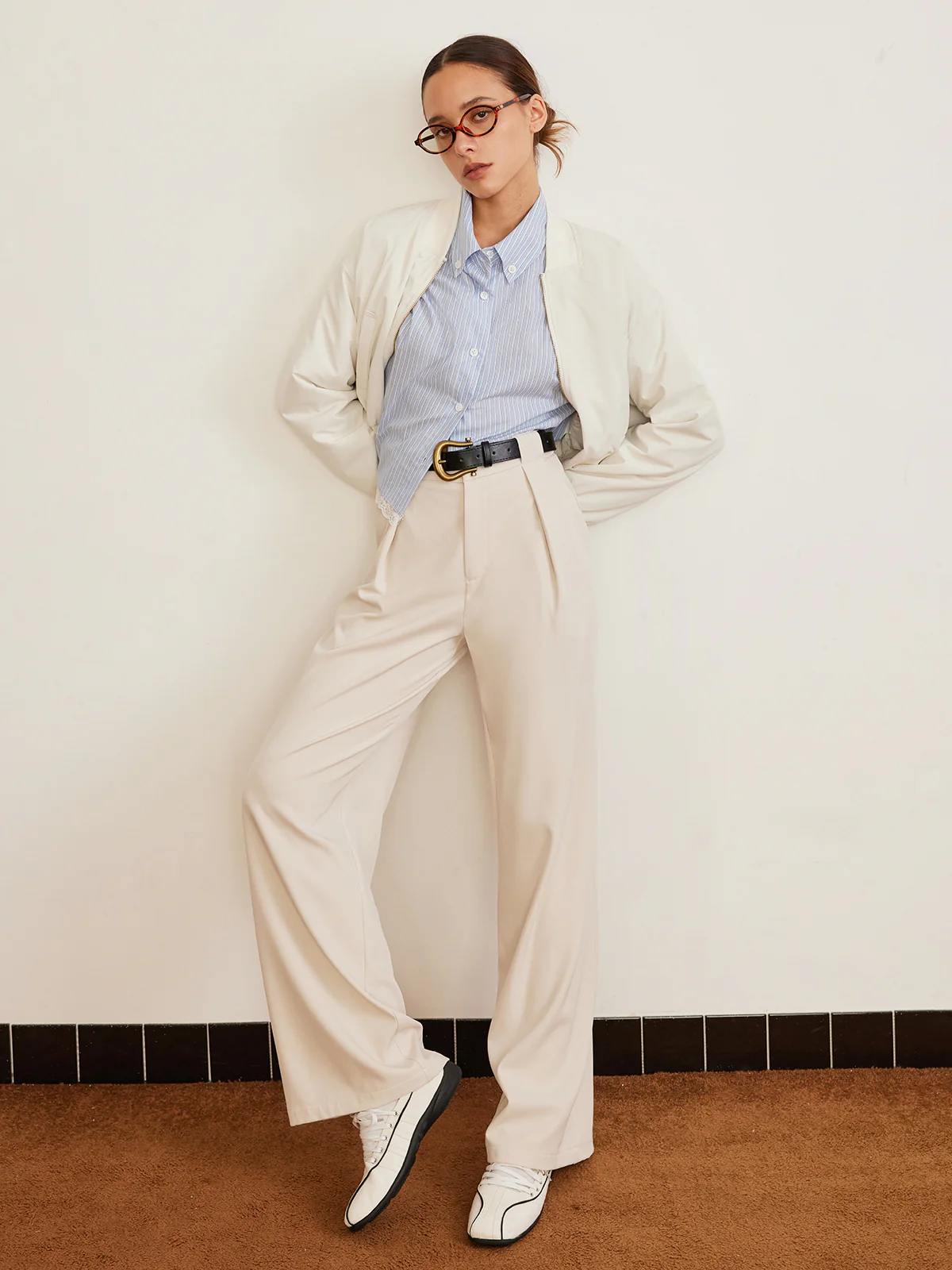 Pleated High-Waist Belted Pants - Image 3