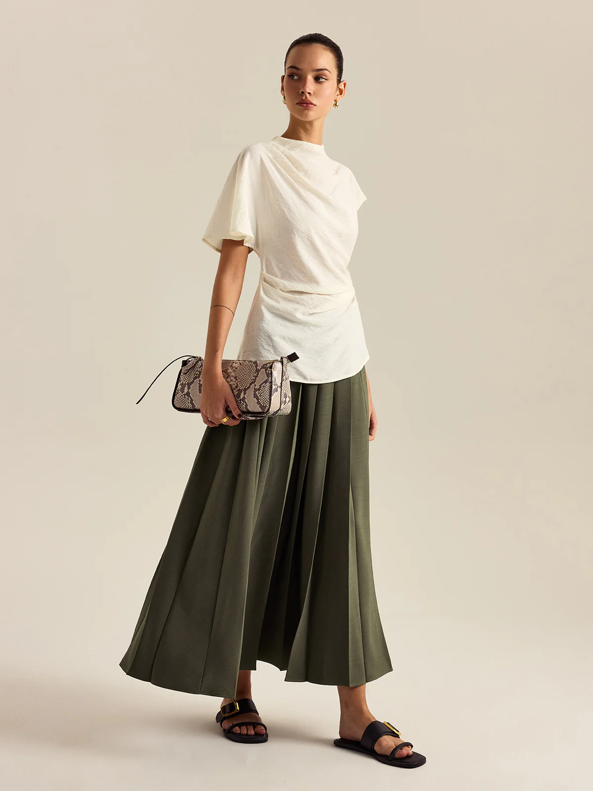 Pleated Midi Skirt with Side Slit - Image 2