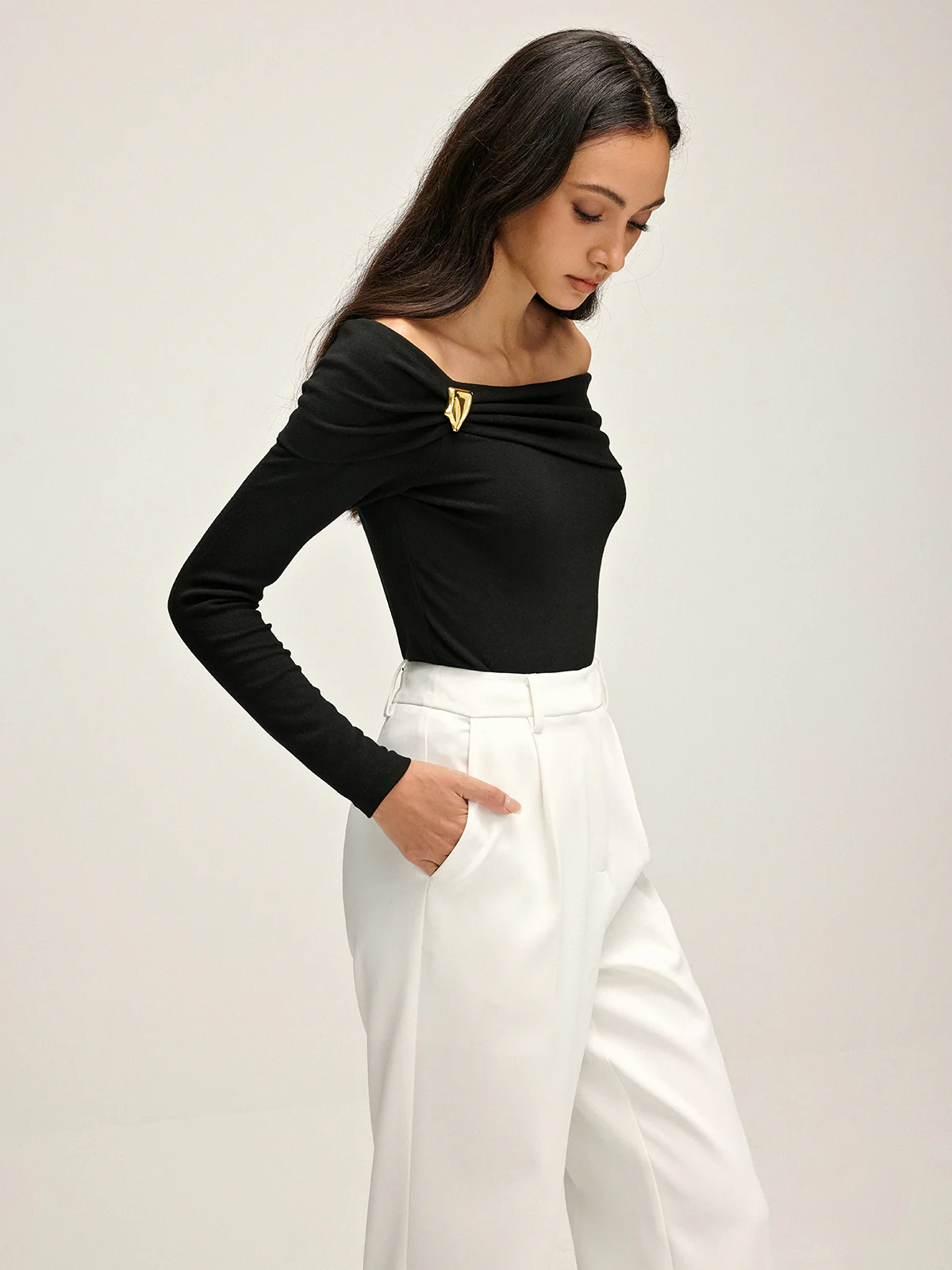 Pleated Off Shoulder T-Shirt - Image 4